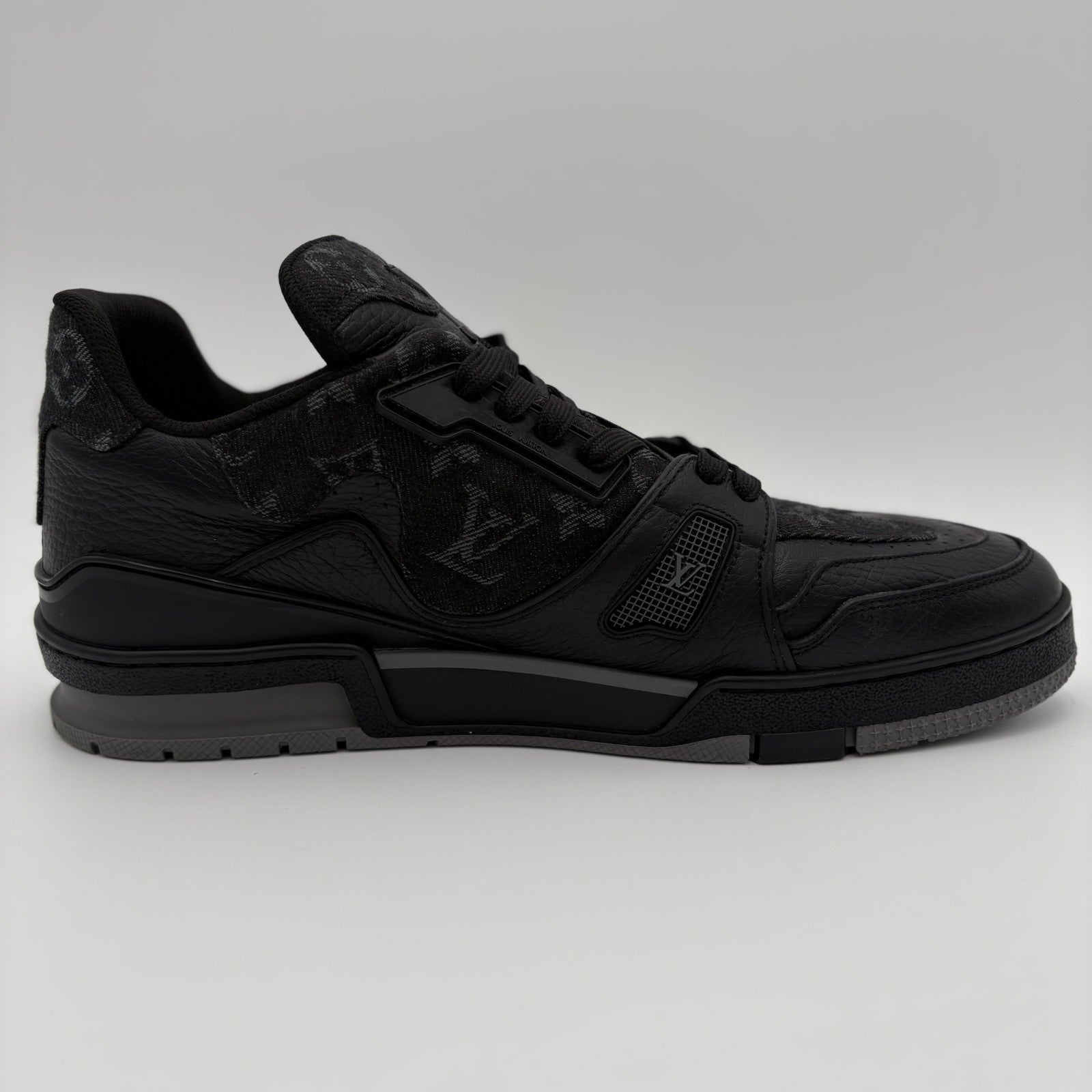 Size 9 LV (10-10.5 US) Louis Vuitton Trainer X Nigo ' Black Denim ' | CLEAN!