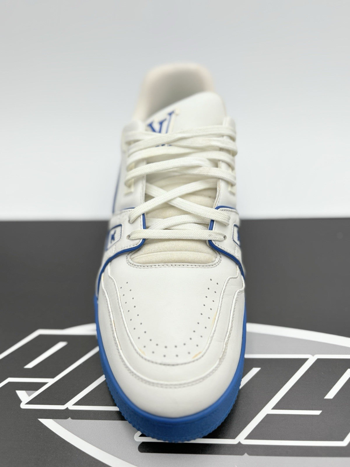 Size 10 LV (11-11.5 US) Louis Vuitton Trainer ' White Blue ' | SUPER CLEAN!