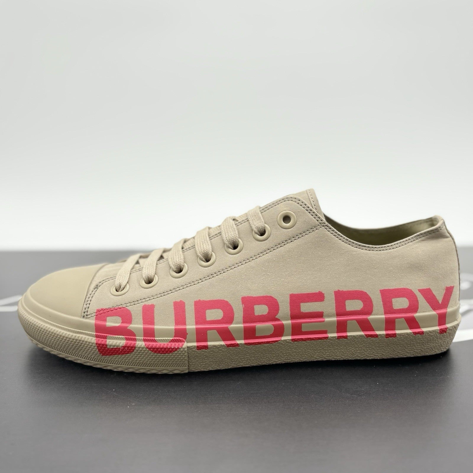 Size 44 (11 US) - Burberry Gabardine Low Top ' Beige Red ' | SUPER CLEAN!