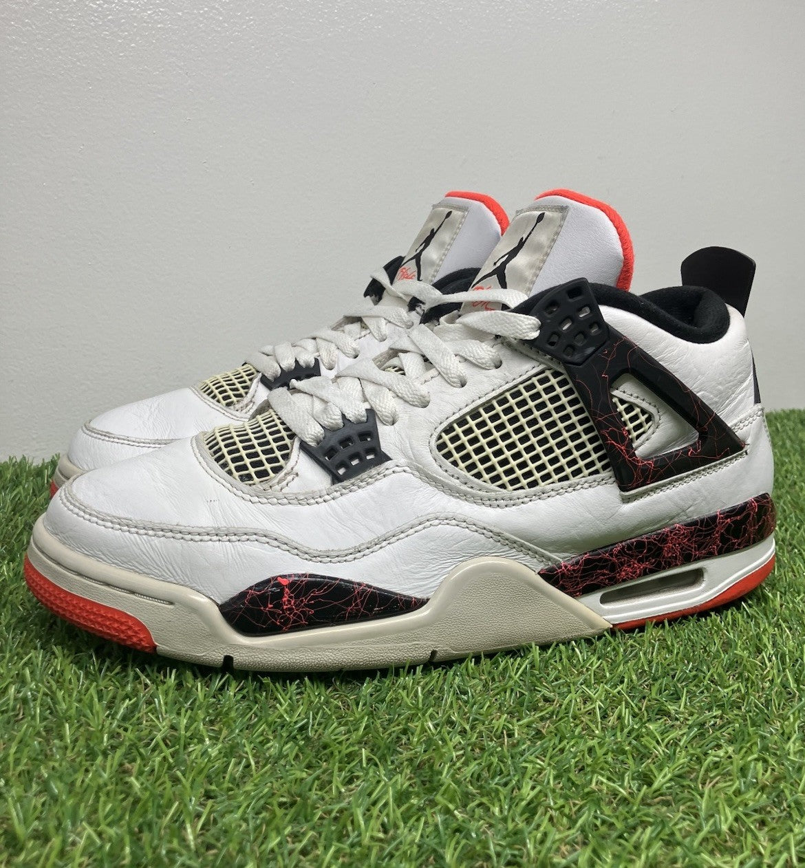 Size 10.5 - Nike Jordan 4 Retro ' Pale Citron ' | GOOD CONDITION!