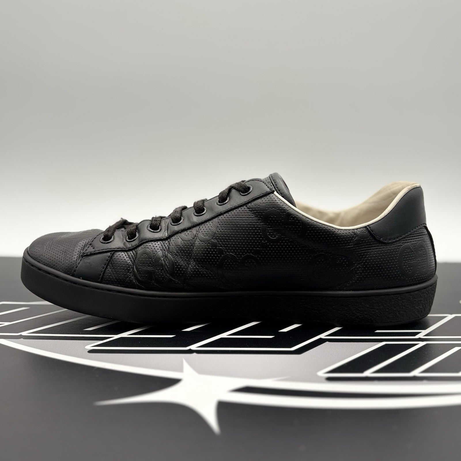 Size 9.5 G (10 US) - Gucci Ace GG ' Black '