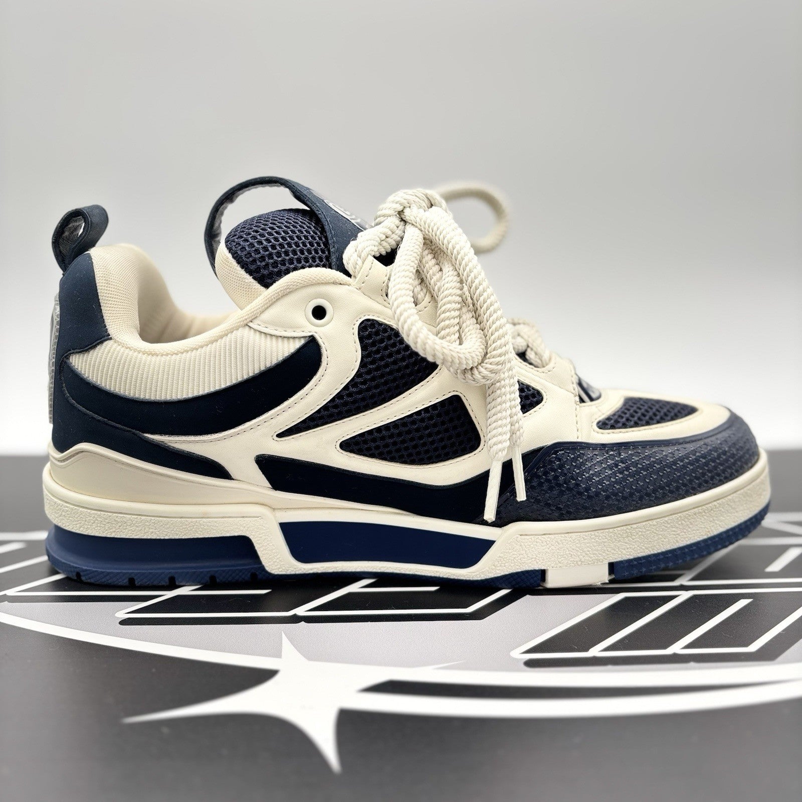 Size 8 LV (9-9.5 US) - Louis Vuitton Skate ' Marine ' | GREAT CONDITION!