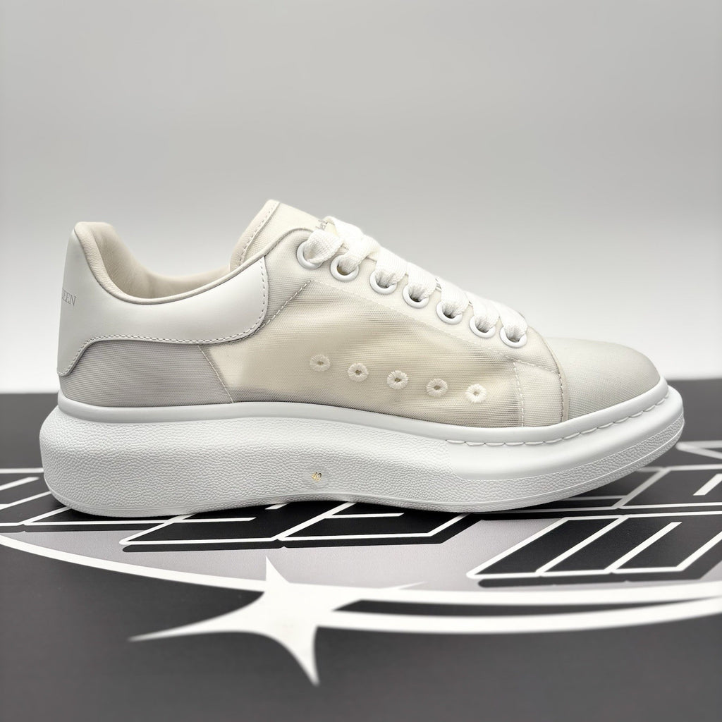 Size 40 (7 US) - Alexander McQueen ‘ White Transparent ‘ | EXCELLENT CONDITION!