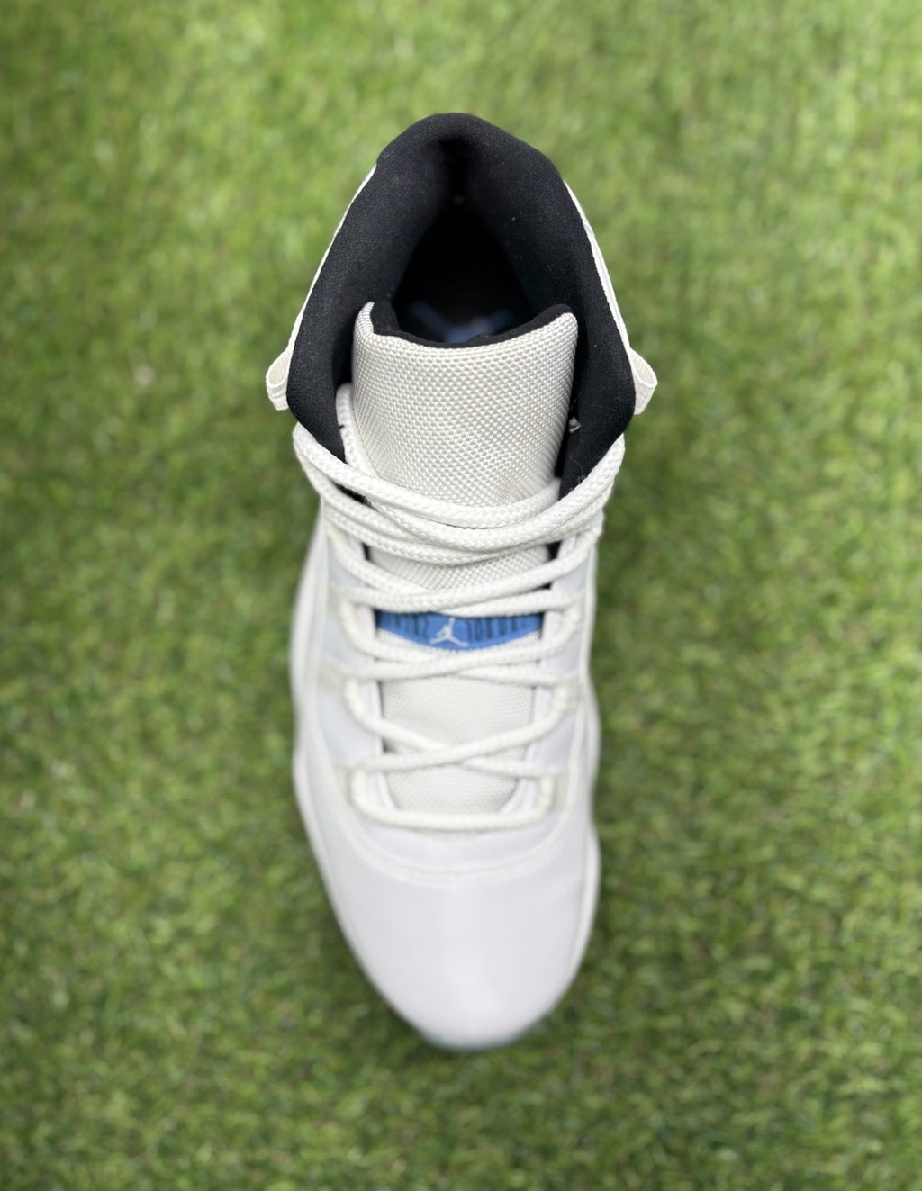 Size 9 - Air Jordan 11 Retro 2014 ' Legend Blue , Columbia ' | GREAT CONDITION!