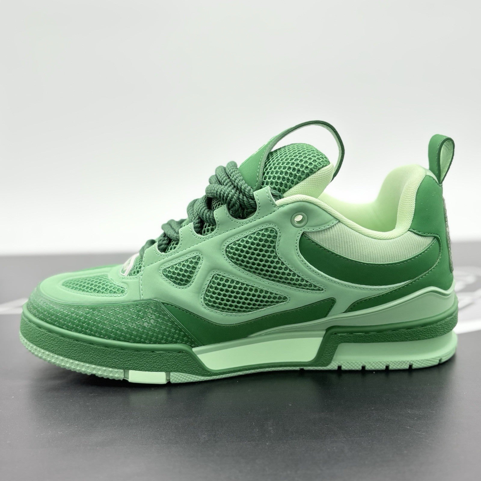 Size 7.5 LV (8.5-9 US) - Louis Vuitton Skate ' Green ' | EXCELLENT CONDITION!