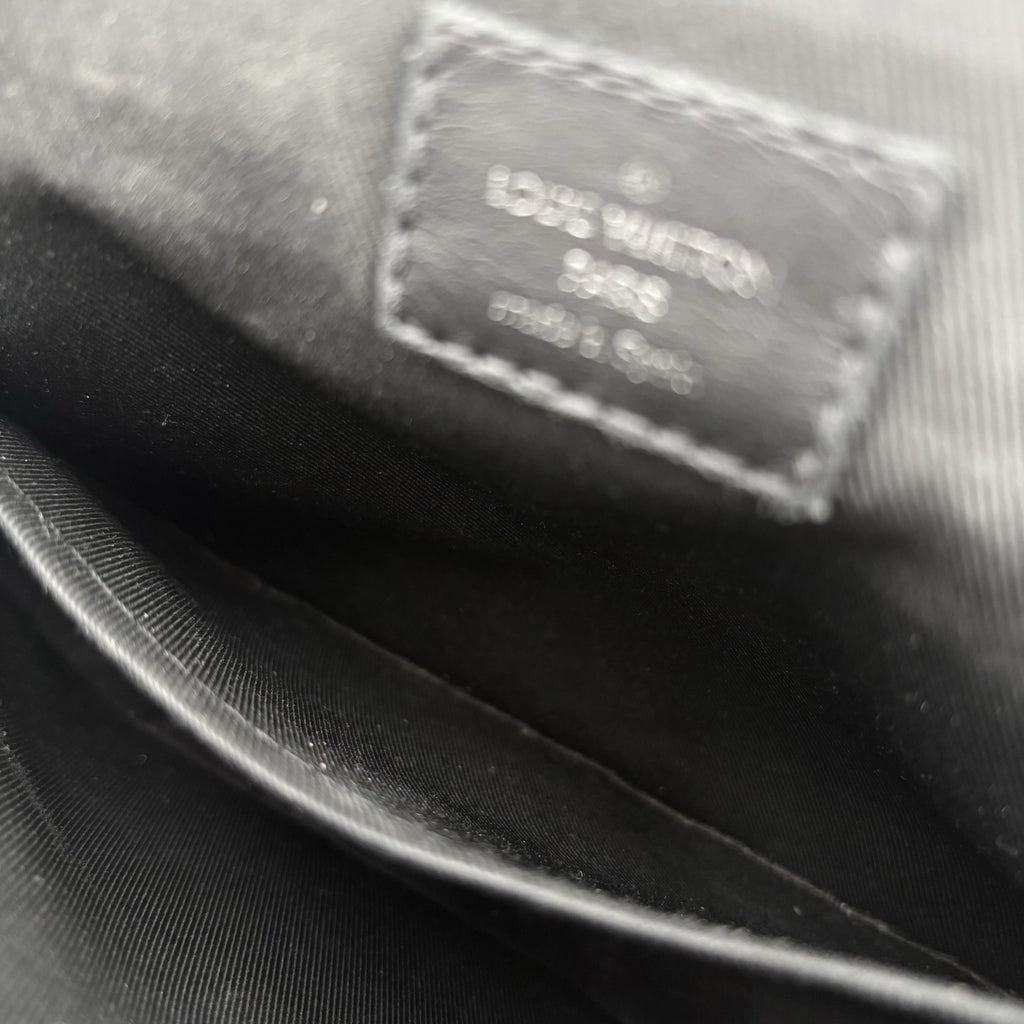 Louis Vuitton District PM Monogram Eclipse Messenger Bag ' Black '