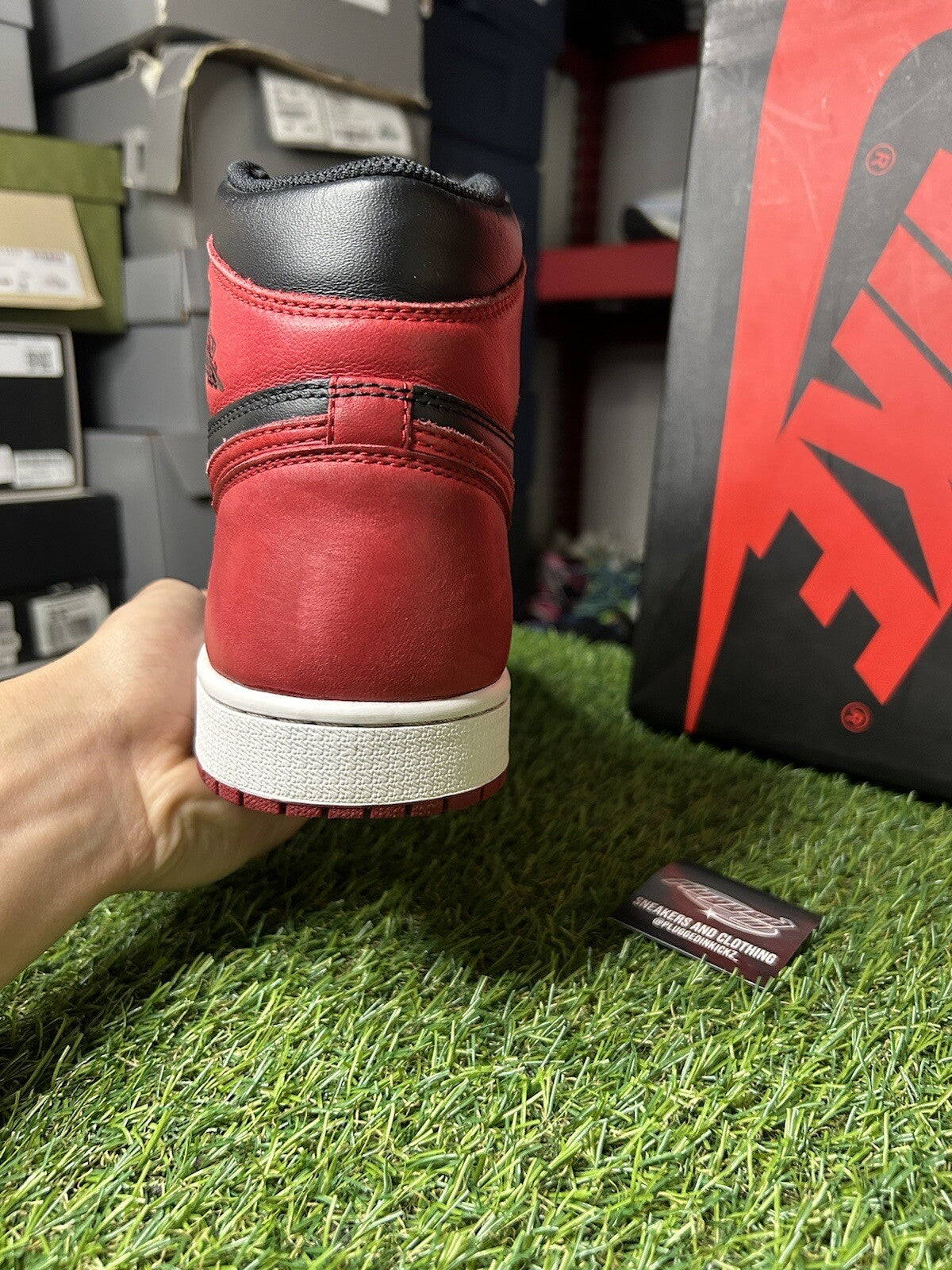Size 9.5 - Nike Air Jordan 1 Retro High OG 'Banned' 2016