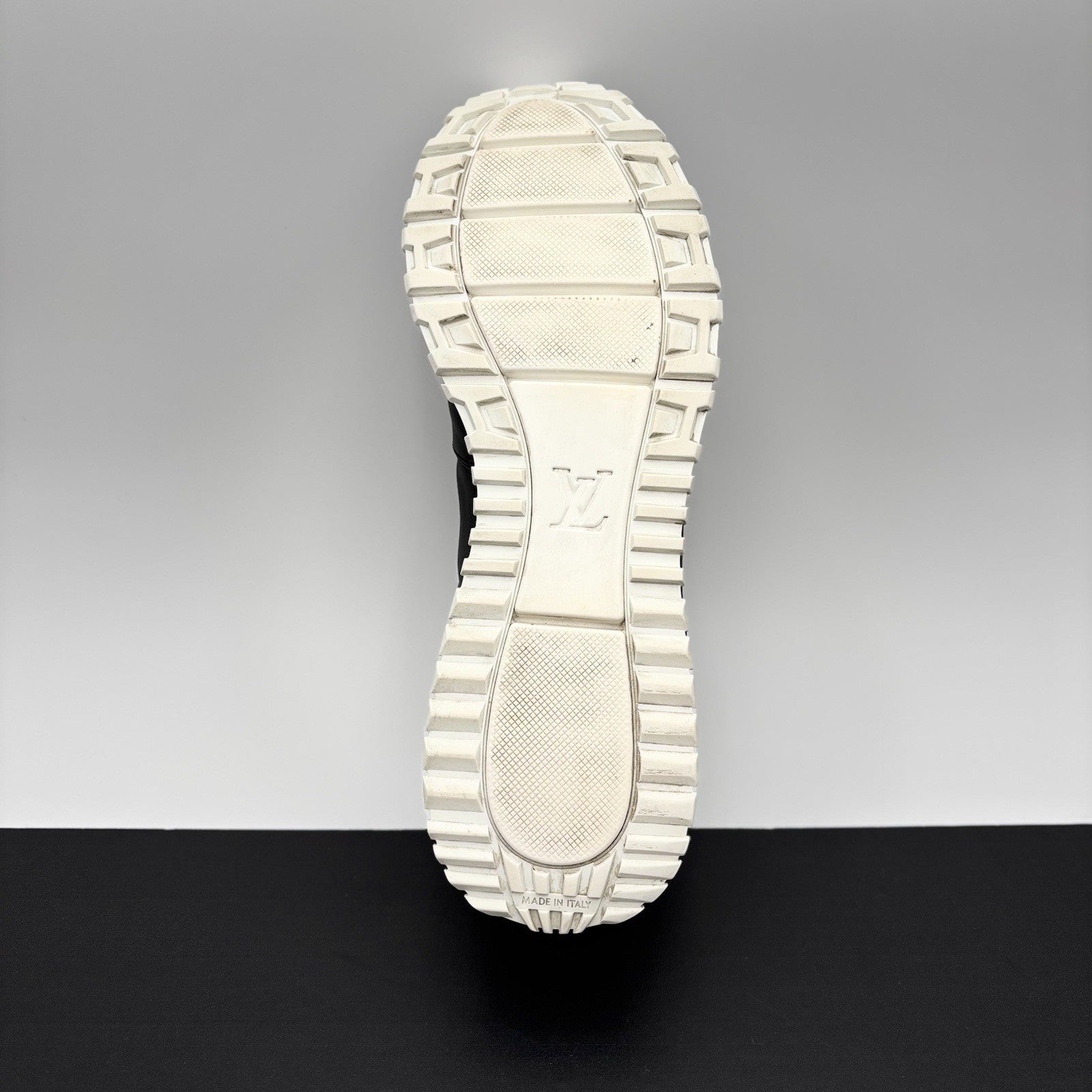 Size 9.5 LV (10.5-11 US) Louis Vuitton Runaway ' Black White ' | GREAT COND!