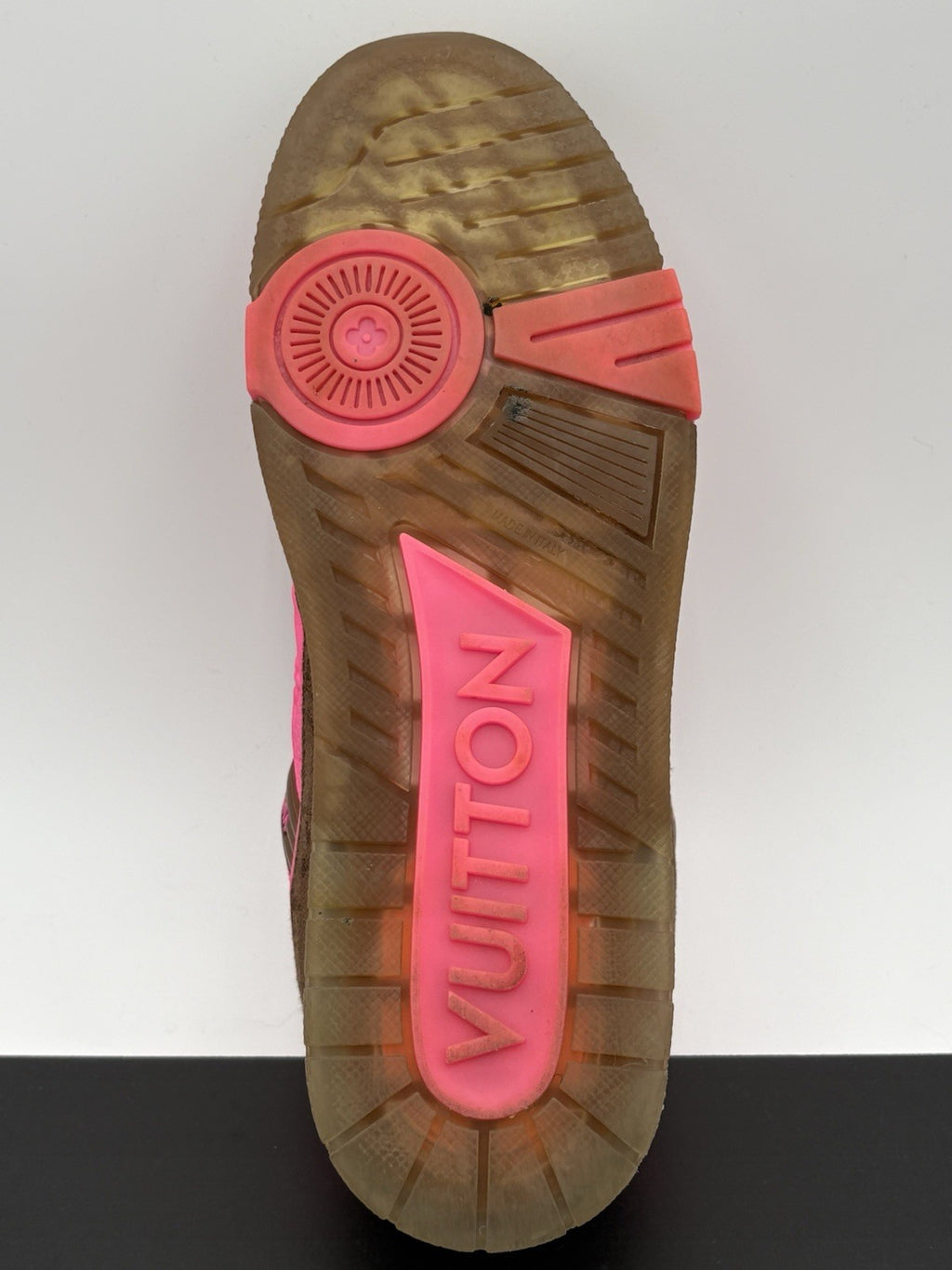 Size 8 LV (9-9.5 US) Louis Vuitton Trainer ' Pink Brown ' | GREAT CONDITION!