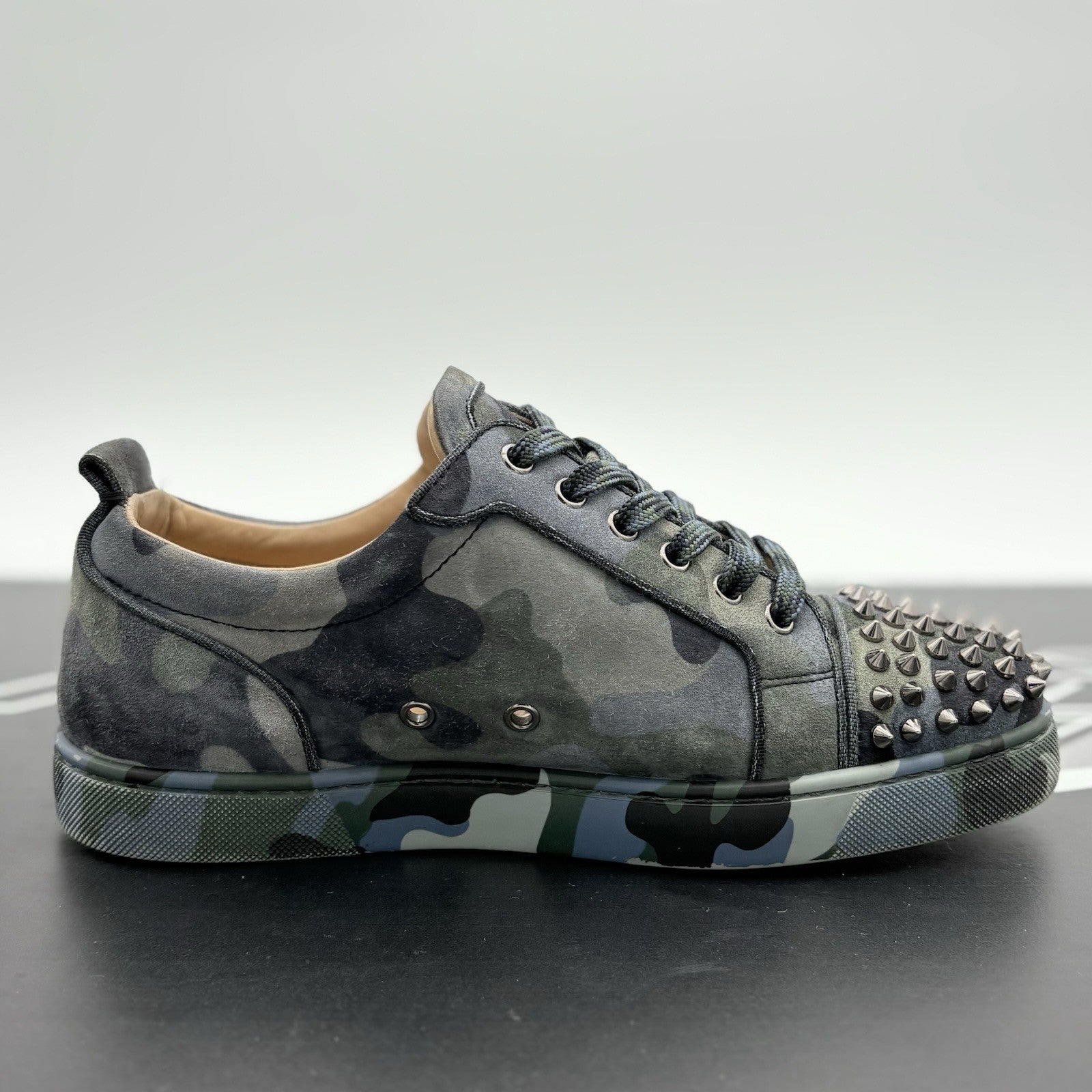 Size 41 (8 US) Christian Louboutin Louis Junior Spikes Camouflage Print | GOOD