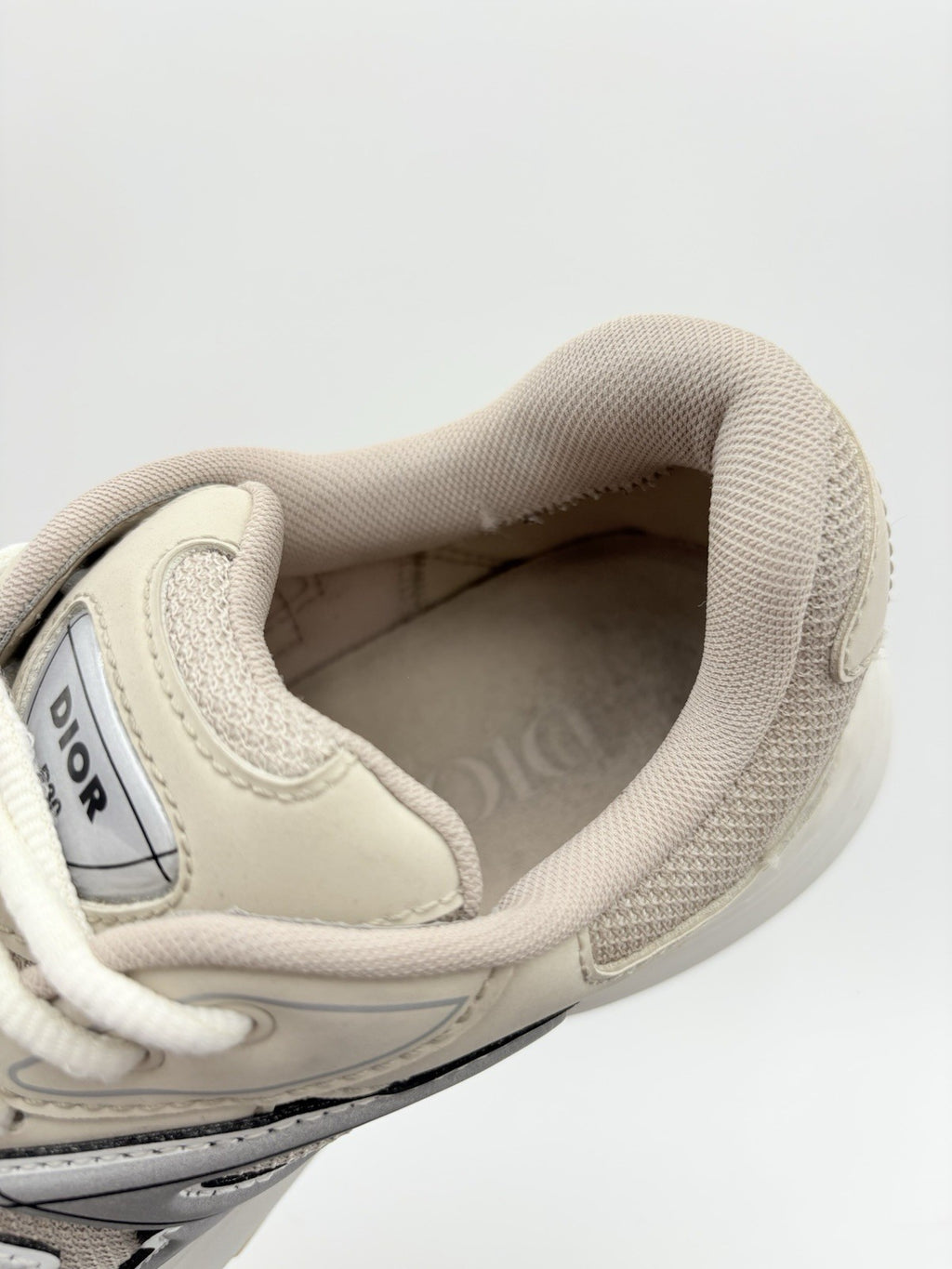 Size 41 (8 US) - Dior B30 Reflective Sneaker ' Tan White ' | GREAT CONDITION!