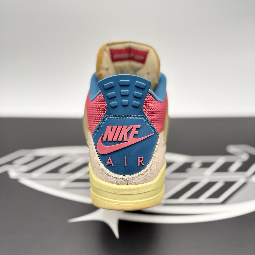 Size 9 - Jordan 4 Retro x Union LA Mid Guava Ice | GREAT CONDITION!