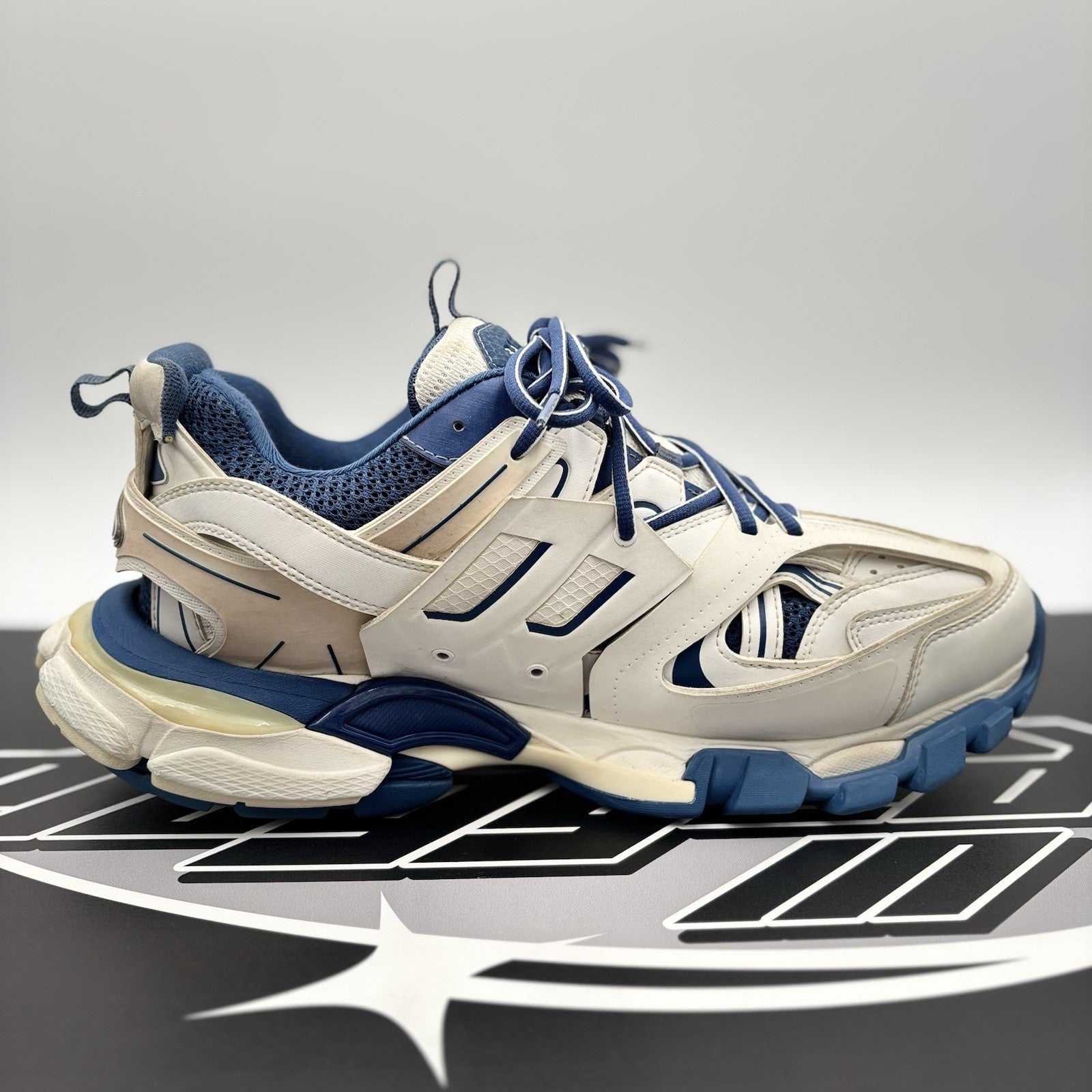 Size 44 (11 US) - Balenciaga Track ' White, Navy ' | GOOD CONDITION!