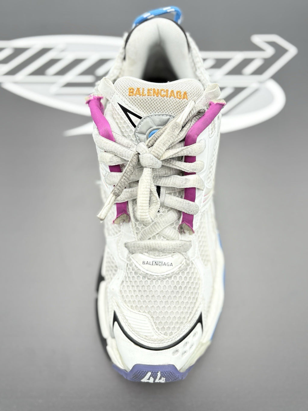 Size 44 (11 US) - Balenciaga Runner ' Gradient White ' | SUPER CLEAN!