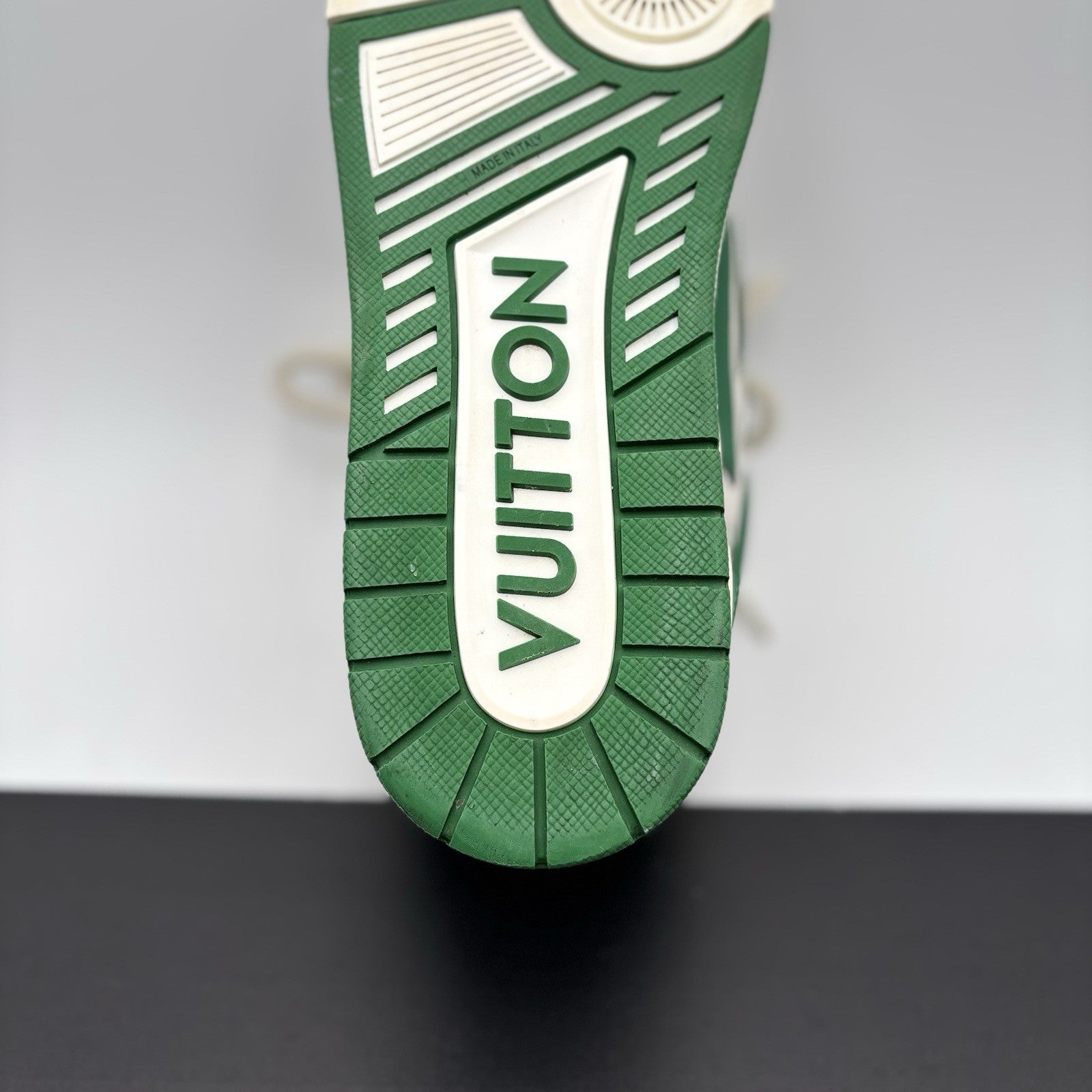 Size 9 LV (10-10.5 US) Louis Vuitton Skate ' Green, White ' | GREAT CONDITION!