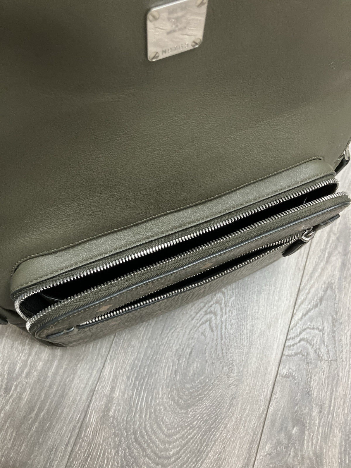 MCM Visetos Backpack ' Khaki / Sea Turtle ' | GOOD CONDITION!