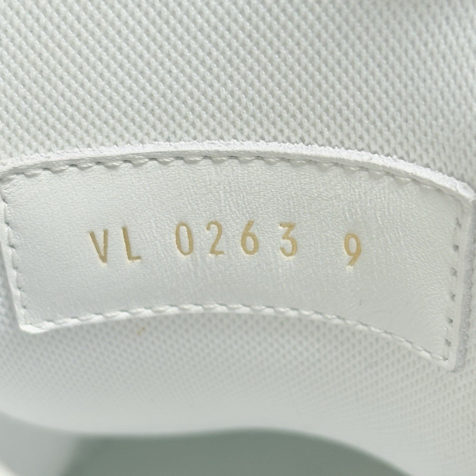Size 9 LV (10-10.5 US) - Louis Vuitton Maxi ' Blue White ' | GREAT CONDITION!