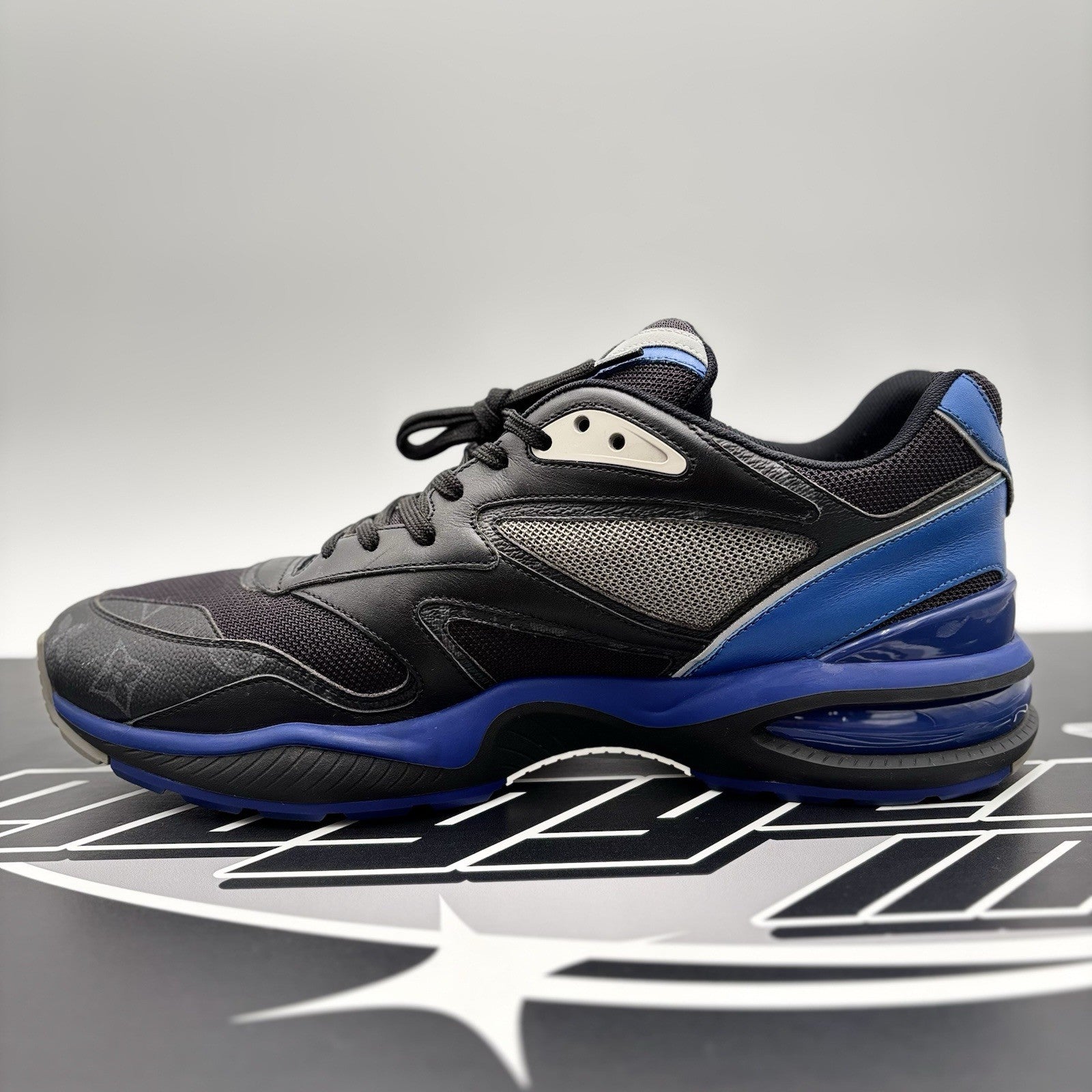 Size 9 LV (10-10.5 US) - Louis Vuitton Trail ' Monogram, Blue ' | SUPER CLEAN!