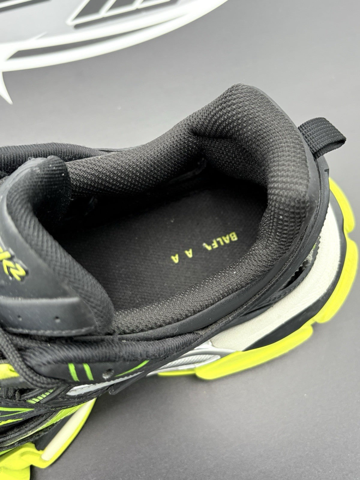 Size 40 (7 US) - Balenciaga Track 2 Trainer ' Black Yellow Green ' | GREAT COND!