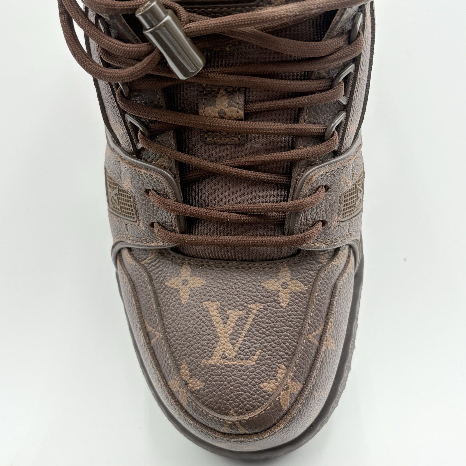 Size 8 LV (9-9.5 US) Louis Vuitton Monogram Maxi ' Ebene ' | ONLY WORN 1-3x