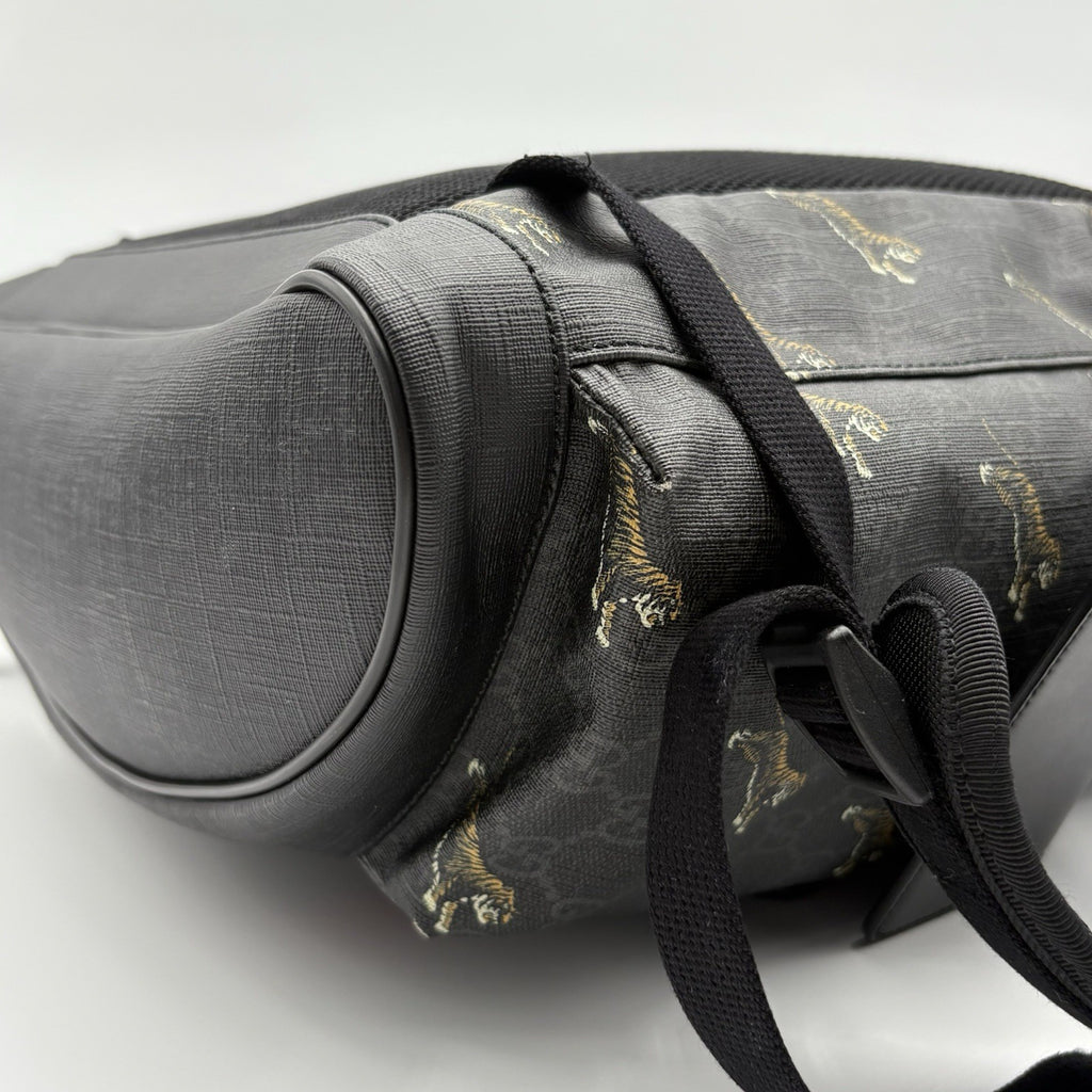 Gucci Bestiary GG Supreme Tigers Backpack ' Black Grey '