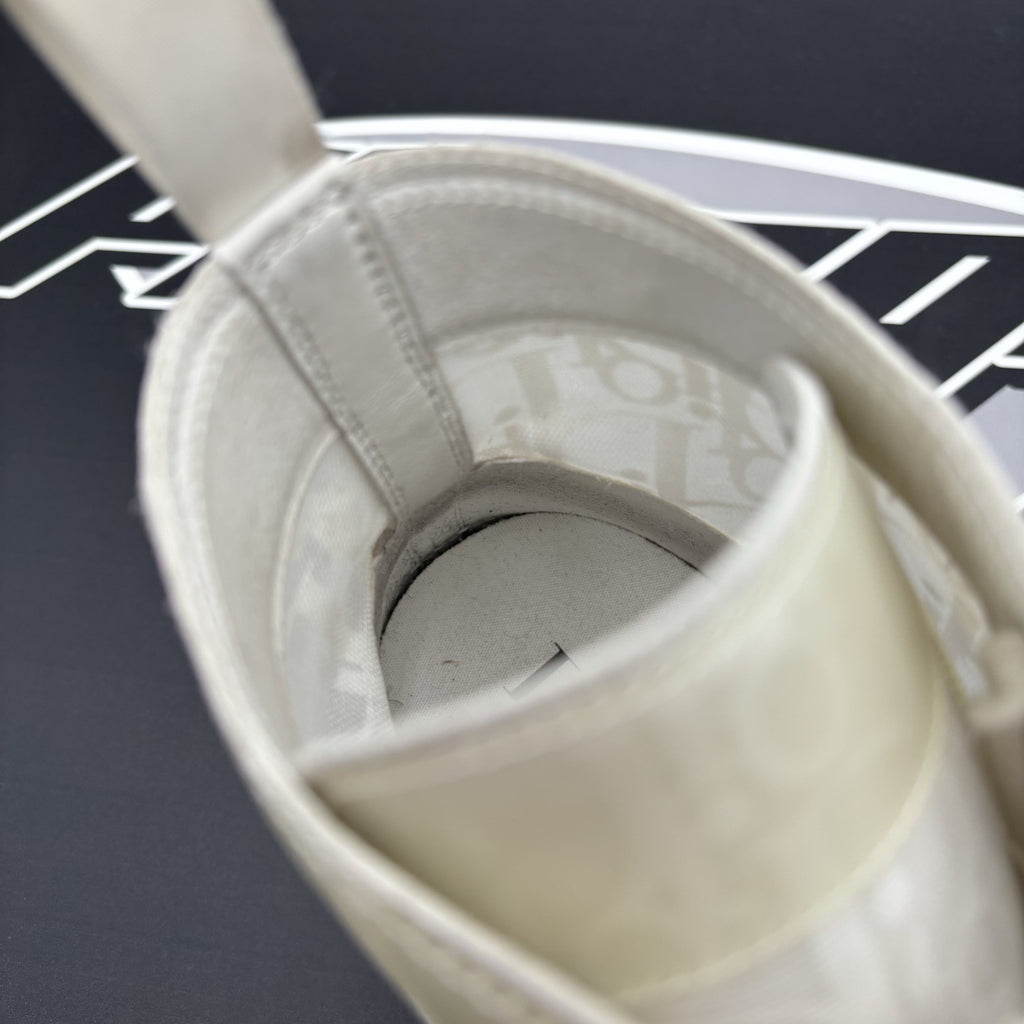 Size 42 (9 US) - Dior B23 High ' White ' | GREAT CONDITION!