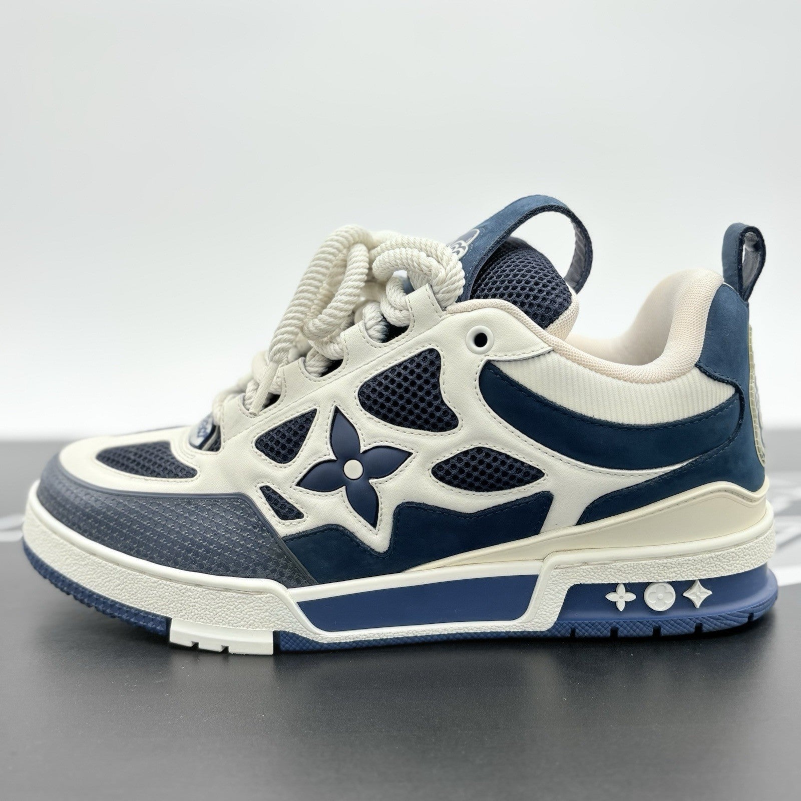 Size 8 LV (9-9.5 US) - Louis Vuitton Skate ' Marine ' | SUPER CLEAN!