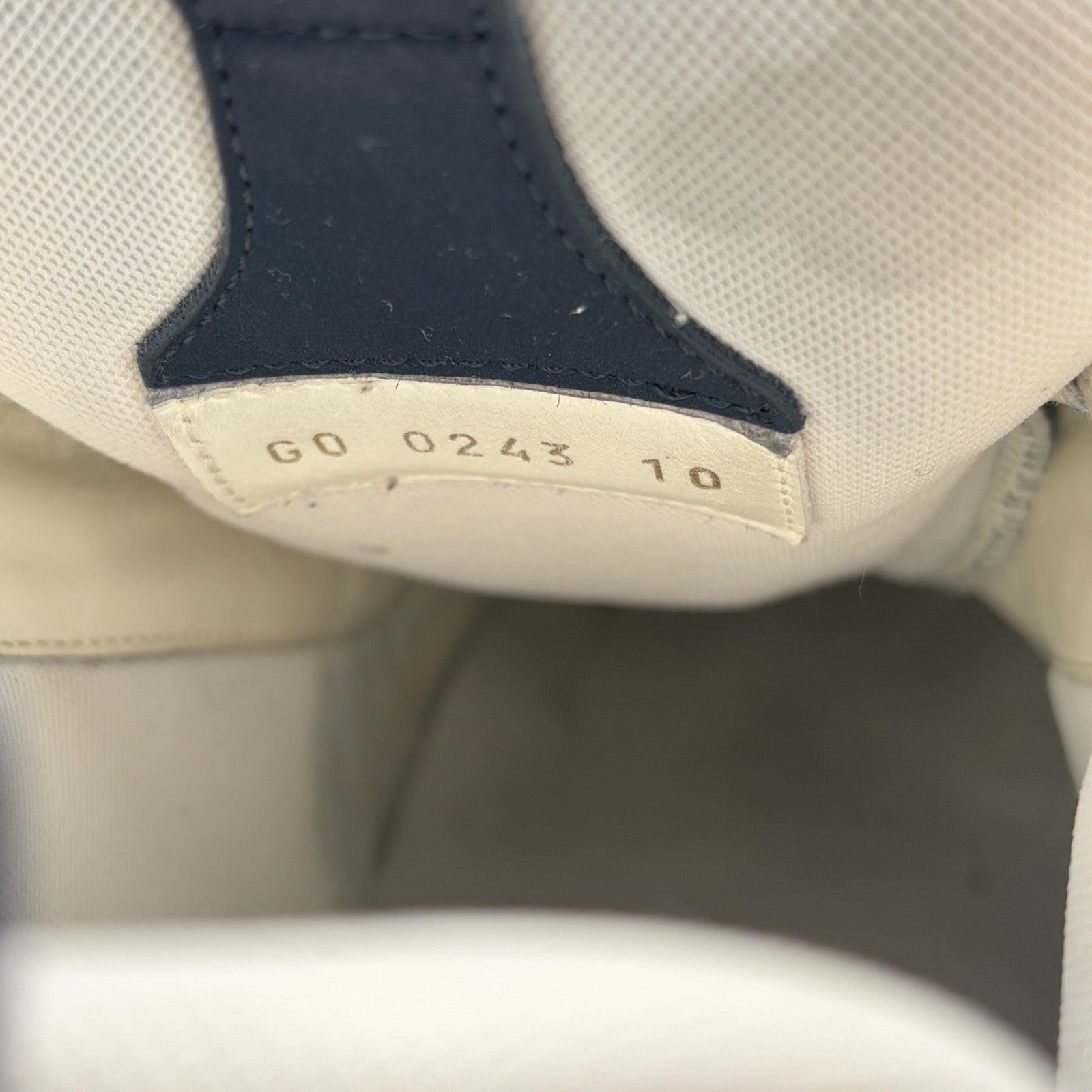 Size 8 LV (9-9.5 US) Louis Vuitton Skate ' Marine ' | GREAT CONDITION