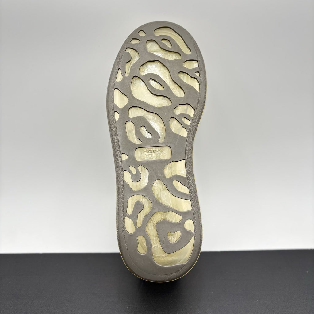 Size 42 (9 US) Alexander McQueen ' Transparent Sole, Snakeskin ' | GREAT!