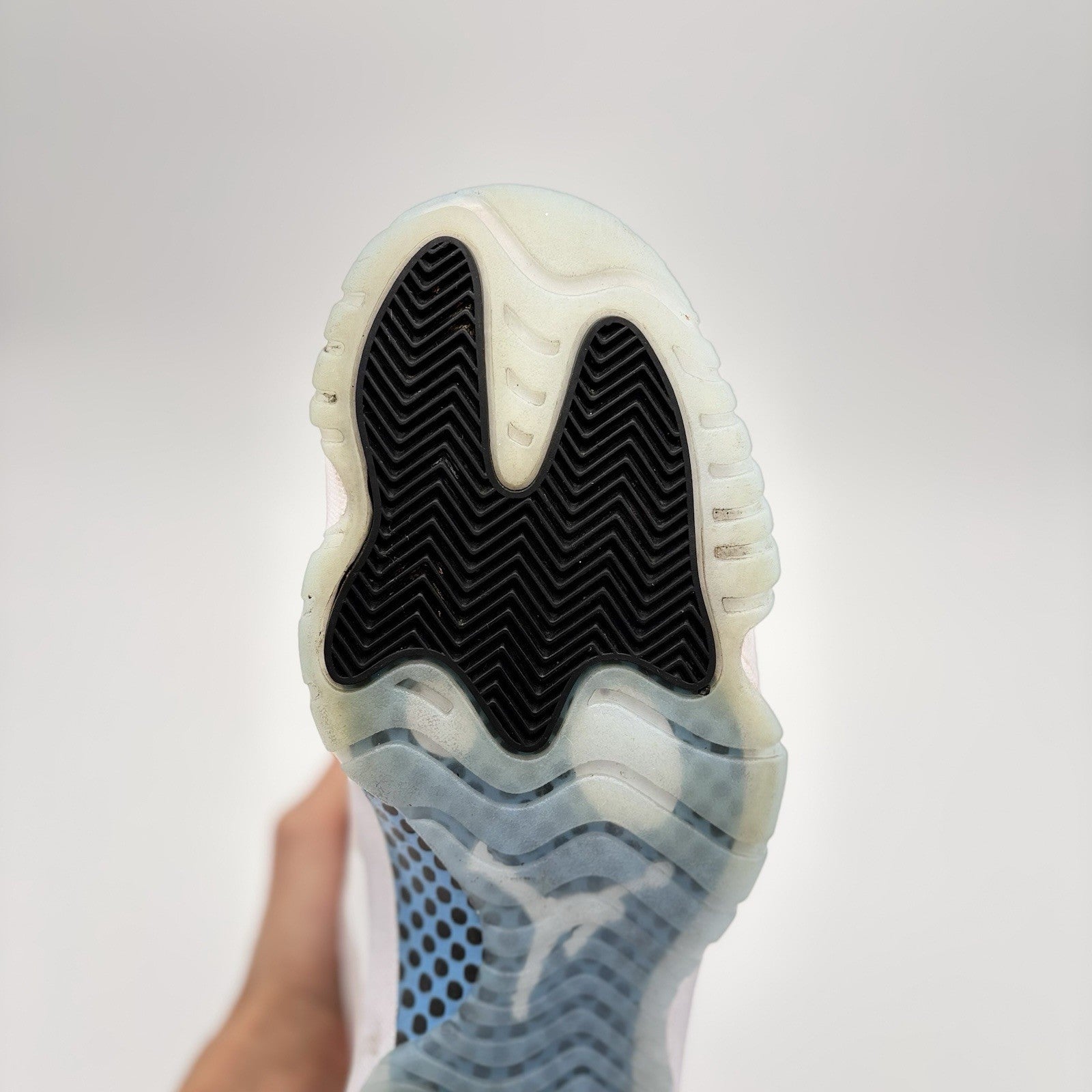 Size 11 - Air Jordan 11 Retro 2024 Legend Blue / Columbia | GOOD CONDITION!