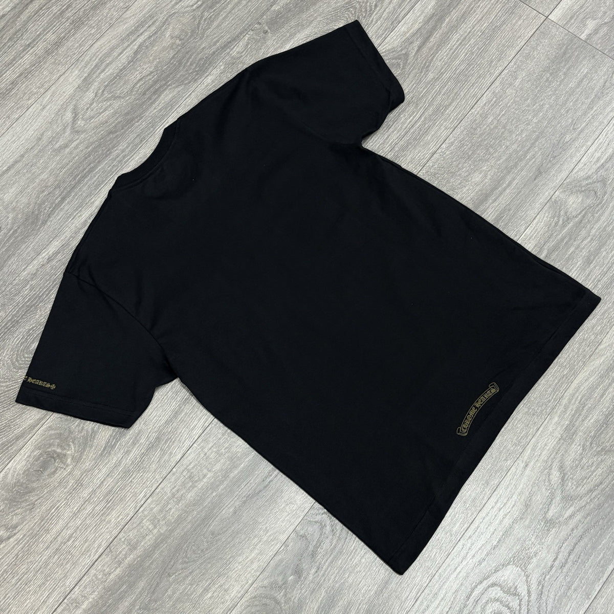 Neck Logo T-Shirt Olive Collar — photo 8