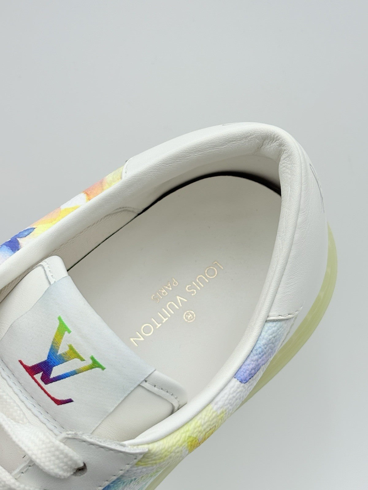 Size 8 LV (9-9.5 US) Louis Vuitton Ollie ' White Rainbow Monogram ' | GREAT COND