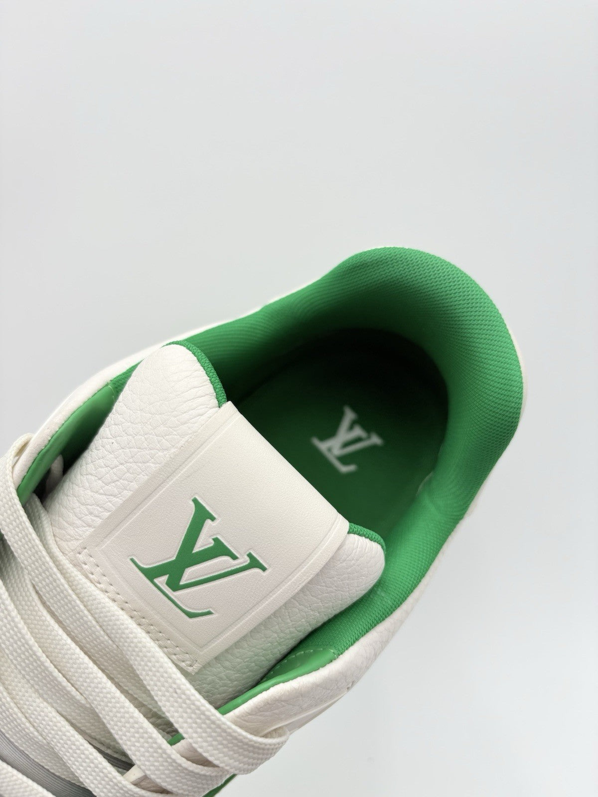 Size 11 LV (12-12.5 US) Louis Vuitton Trainer ' White Green ' | GREAT CONDITION!