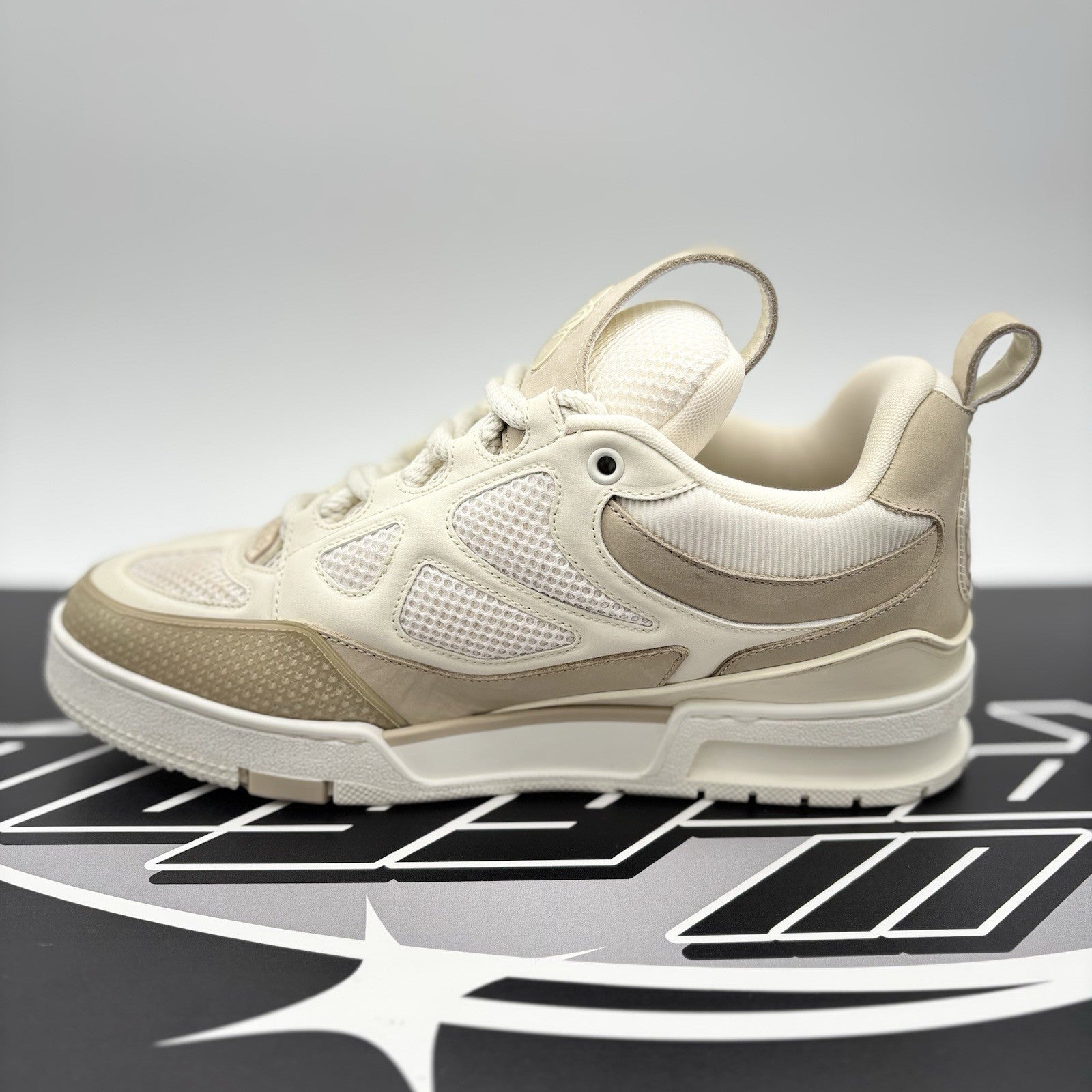 Size 7 LV (8-8.5 US) - Louis Vuitton Skate ' Beige White ' | EXCELLENT COND!