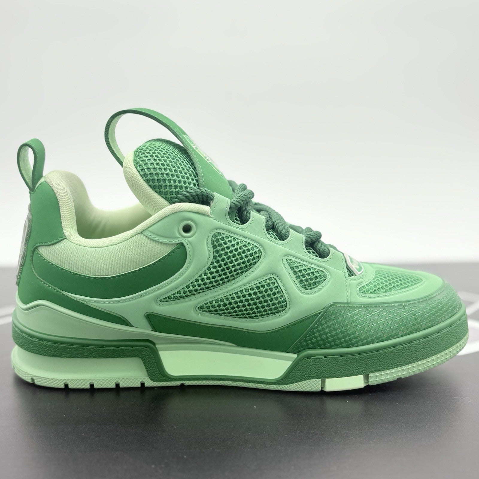 Size 8.5 LV (9.5-10 US) - Louis Vuitton Skate ' Green ' | SUPER CLEAN!
