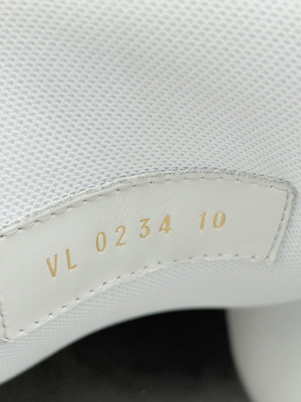 Size 10 LV (11-11.5 US) - Louis Vuitton Maxi ' White Grey ' | SUPER CLEAN!