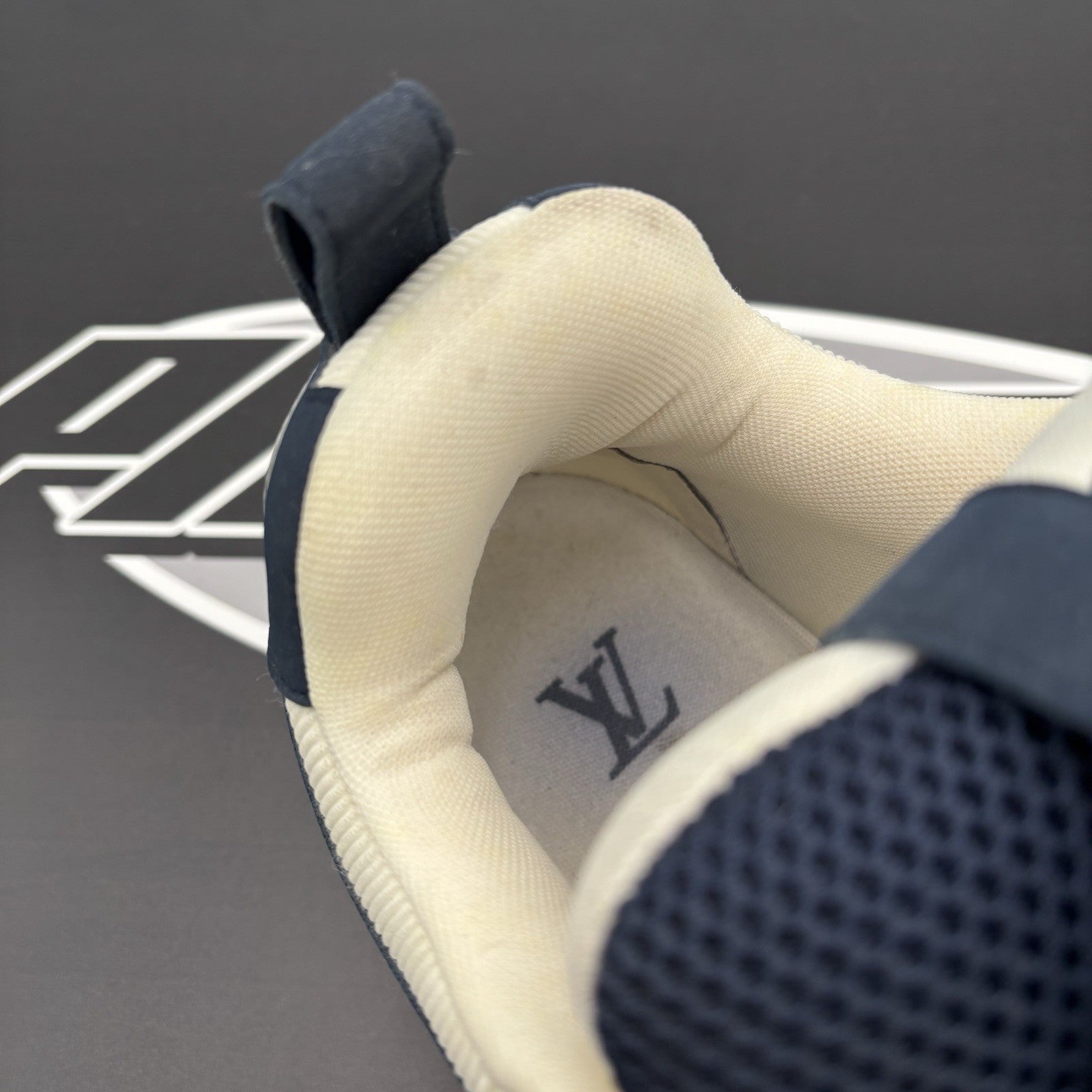 Size 8 LV (9-9.5 US) - Louis Vuitton Skate ' Marine ' | GREAT CONDITION!