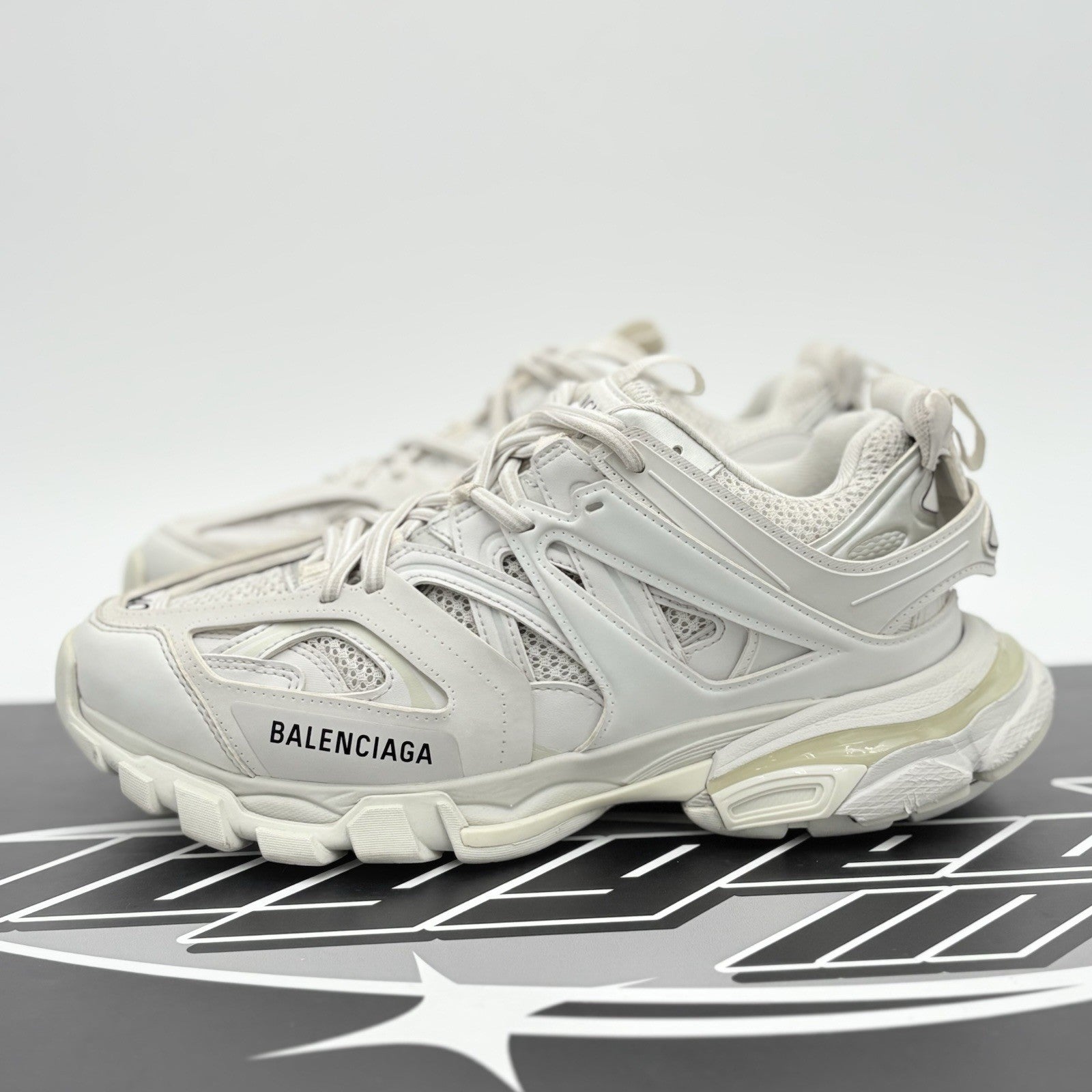 Size 40 - Balenciaga Track ' White ' | GREAT CONDITION!