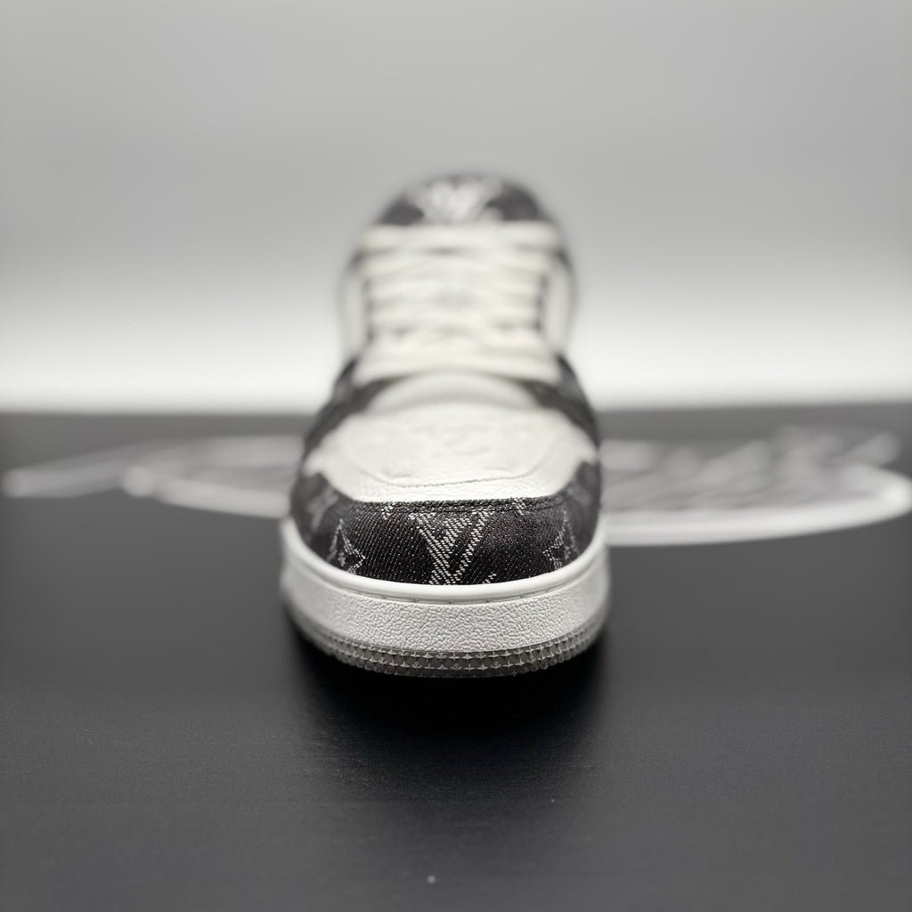 Size 11 LV (12- 12.5 US) Louis Vuitton Trainer ' Grey Denim ' | EXCELLENT!
