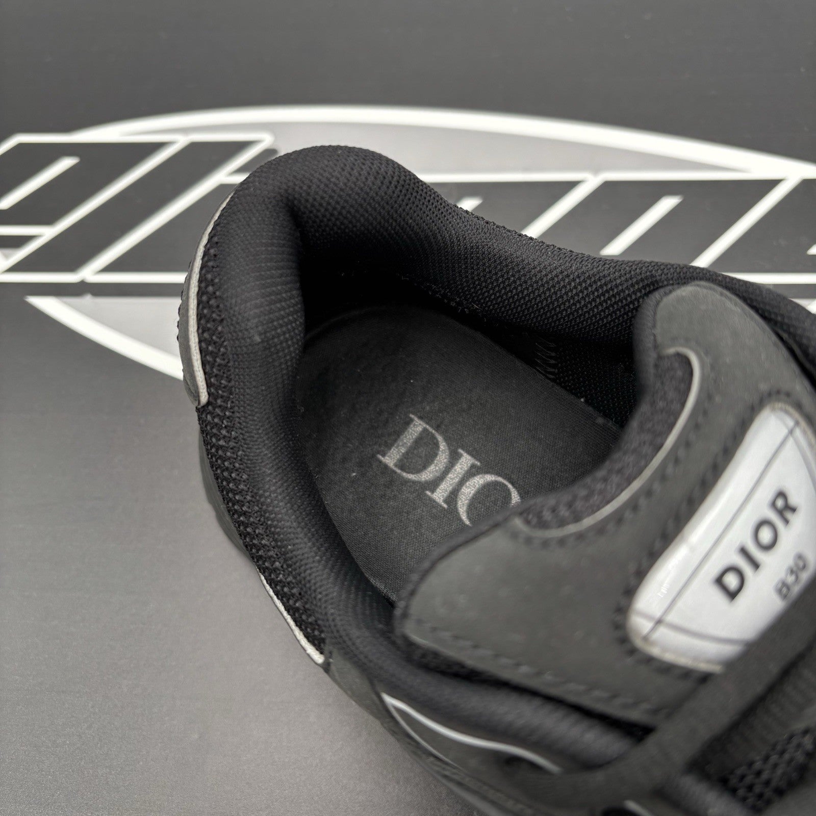 Size 41 (8 US) Dior B30 Reflective Sneaker ' Black ' | GOOD CONDITION!