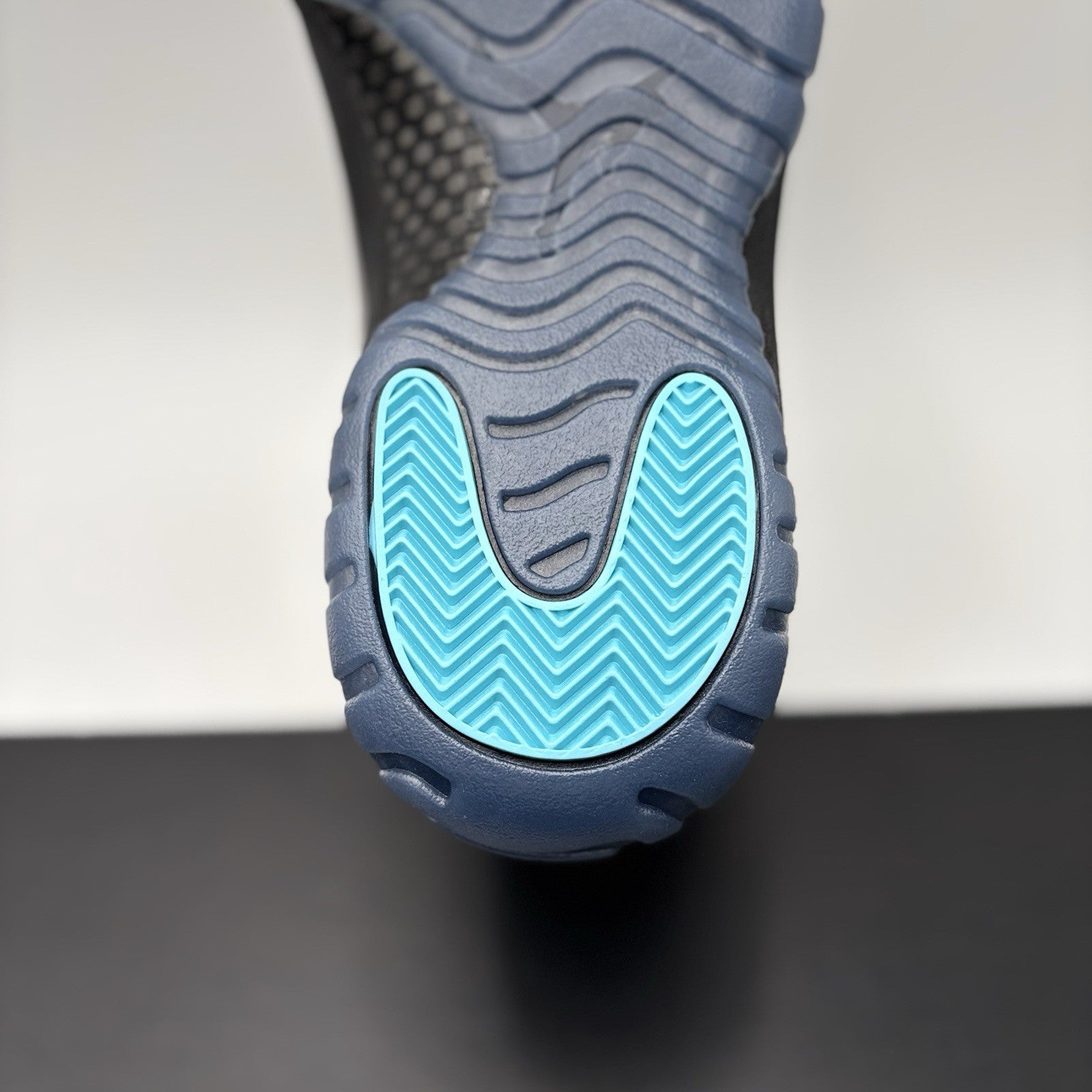 Size 11.5 - Air Jordan 11 Retro 2025 Gamma Blue | NEW!