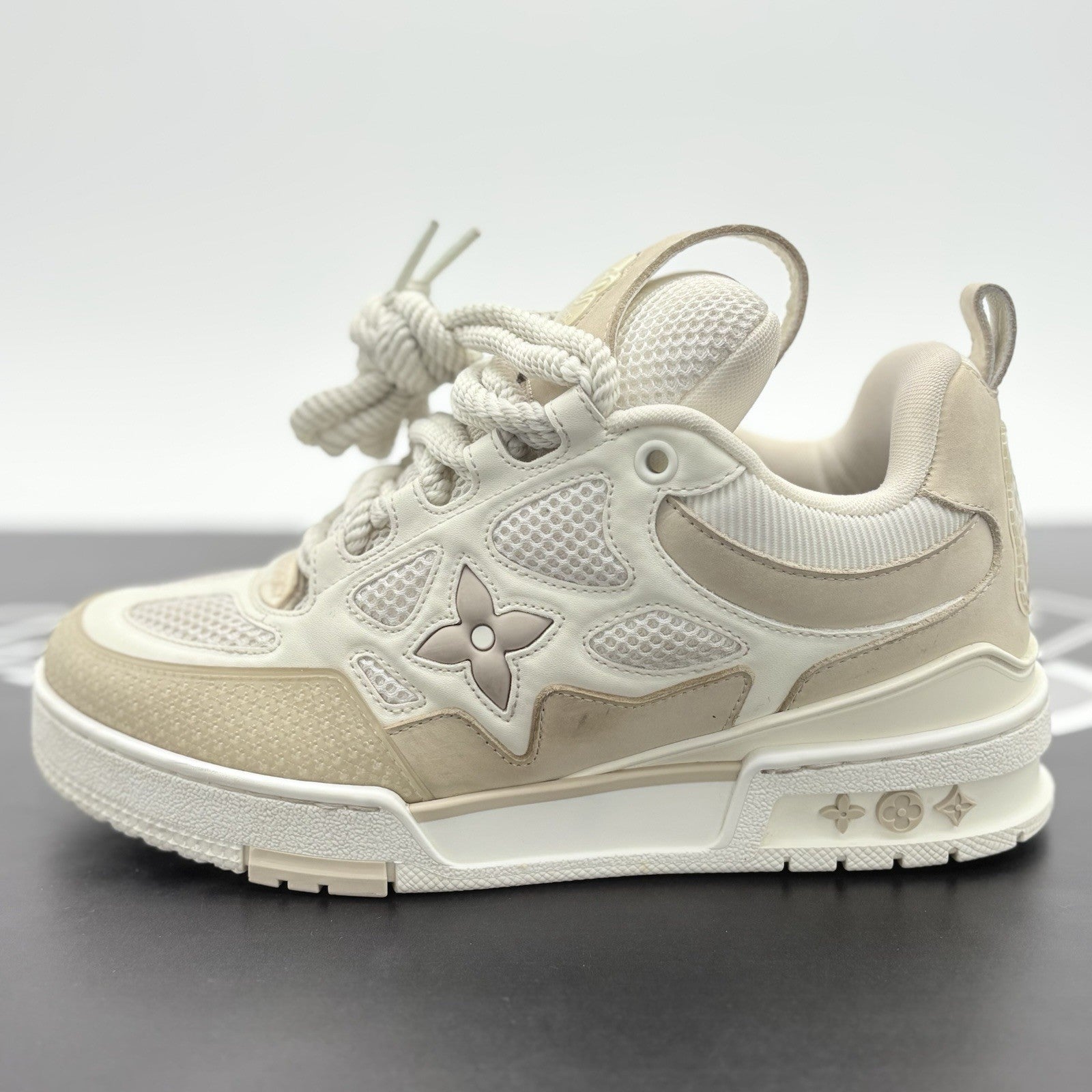 Size 3 LV (4-4.5 US) - Louis Vuitton Skate ' Beige White ' | GREAT COND!