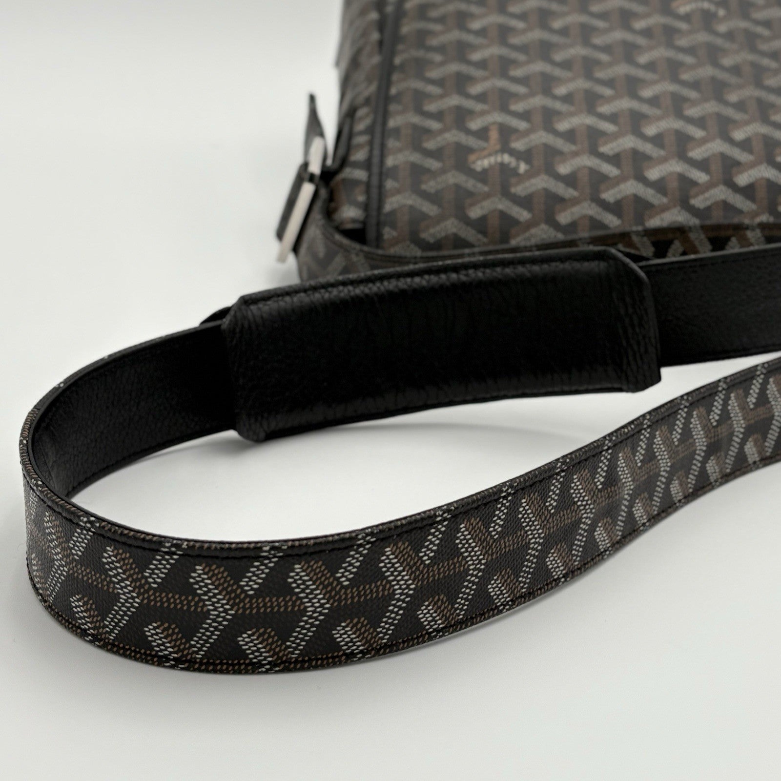 Goyard Messenger Grand Bleu Bag ' Black Brown ' | GREAT CONDITION!