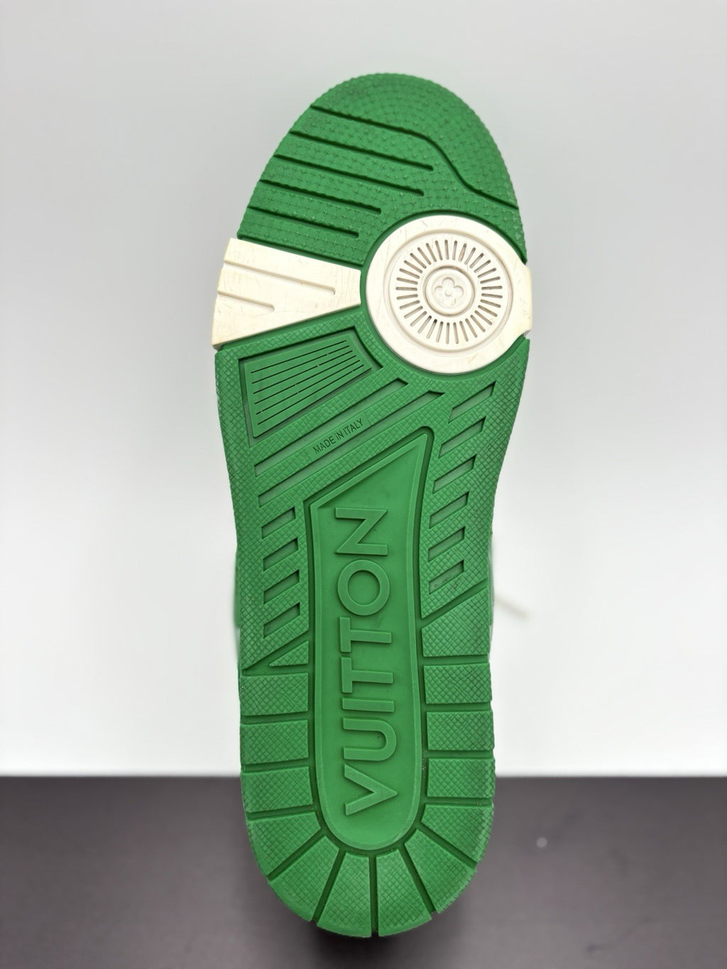 Size 8 LV (9-9.5 US) - Louis Vuitton Skate ' Green White ' | SUPER CLEAN!