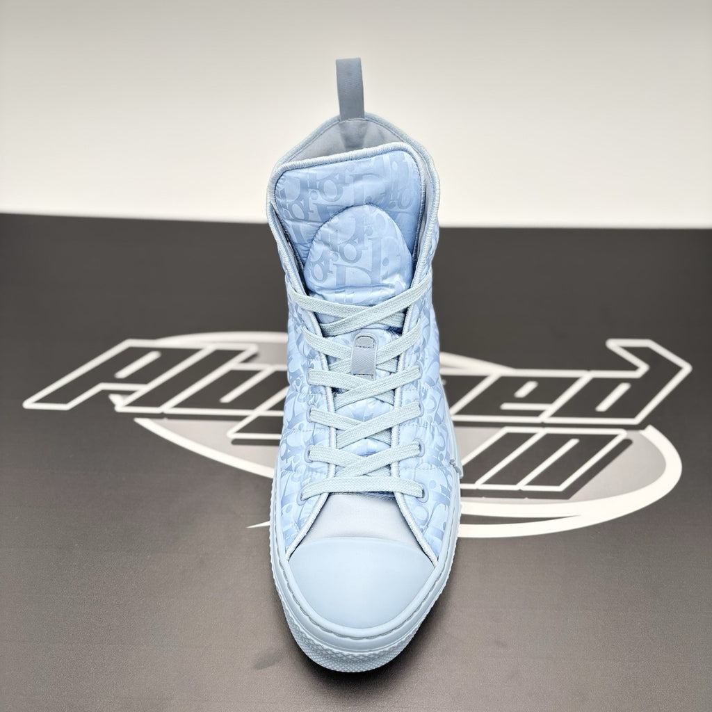 Size 43 (10 US) Dior B23 High Oblique Mirage Quilted  'Light Blue' | GREAT COND!