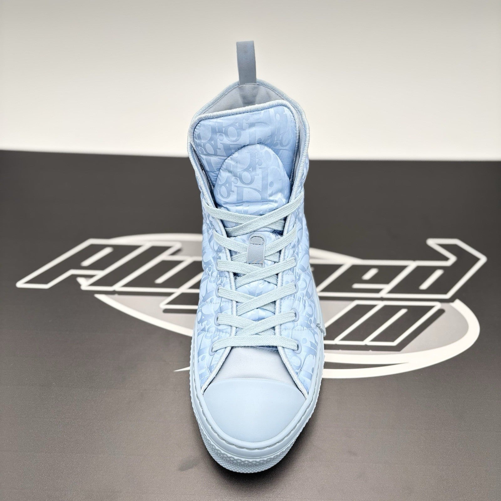 Size 43 (10 US) Dior B23 High Oblique Mirage Quilted  'Light Blue' | GREAT COND!