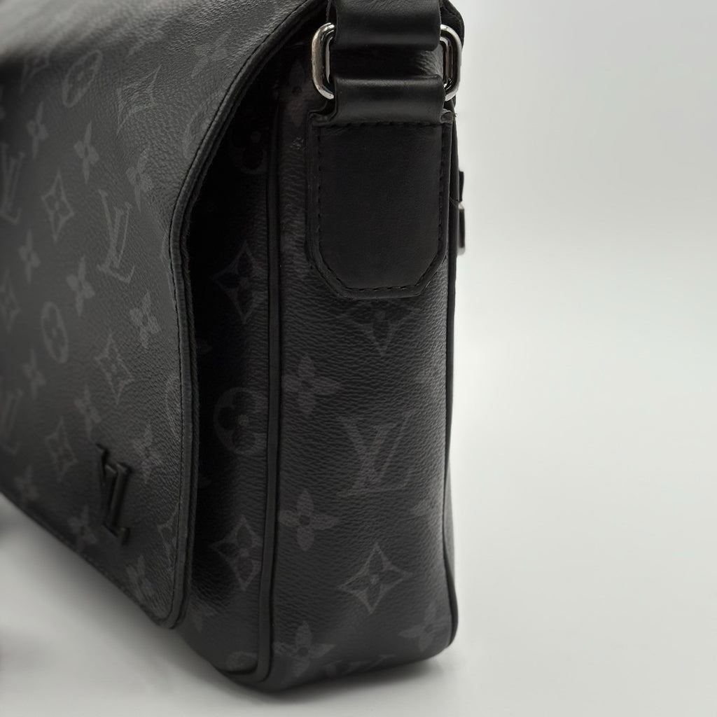 Louis Vuitton District PM Monogram Eclipse Messenger Bag ' Black '