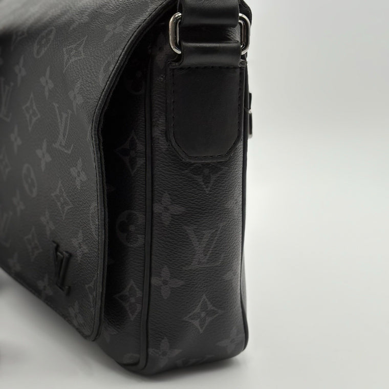 District PM Monogram Eclipse Messenger Bag Black — photo 4
