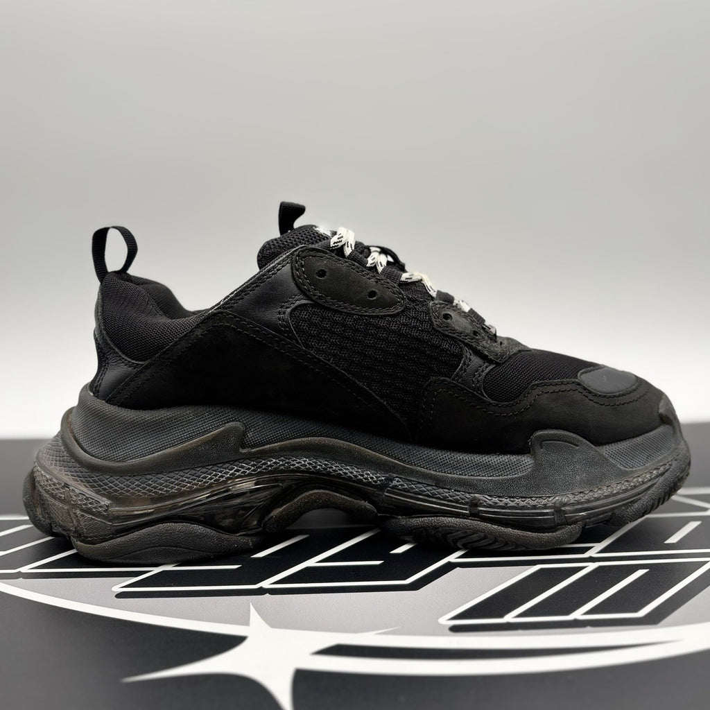 Size 42 (9 US) - Balenciaga Triple S ' Black ' | GOOD CONDITION!