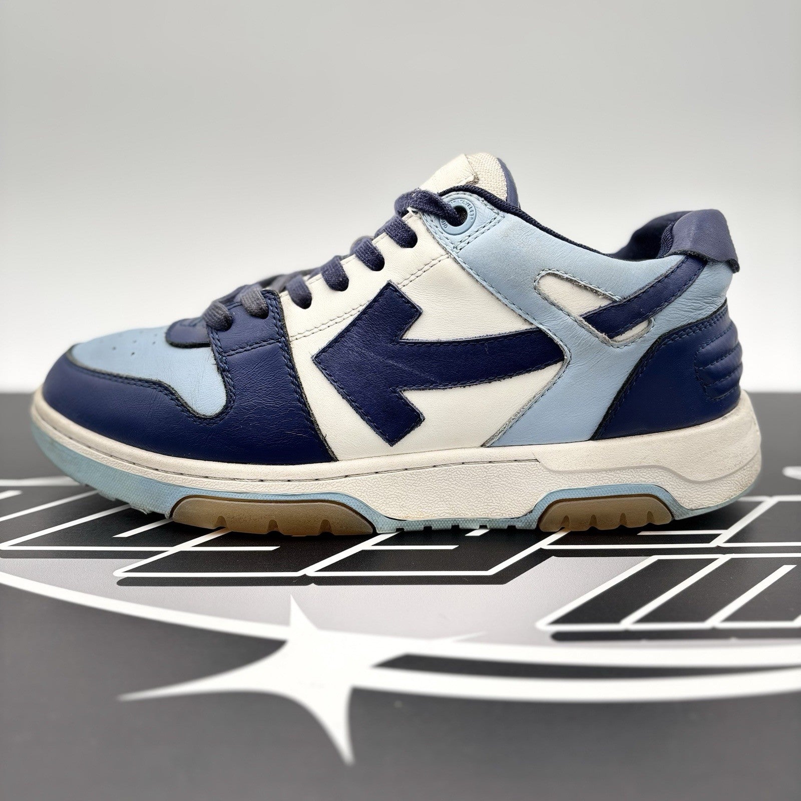 Size 42 (9 US) Off-White Out Of Office ' Blue White '